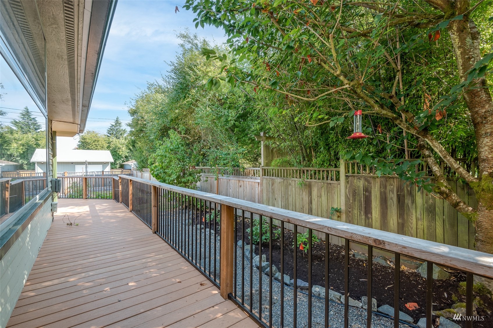 909 N Sheridan Avenue