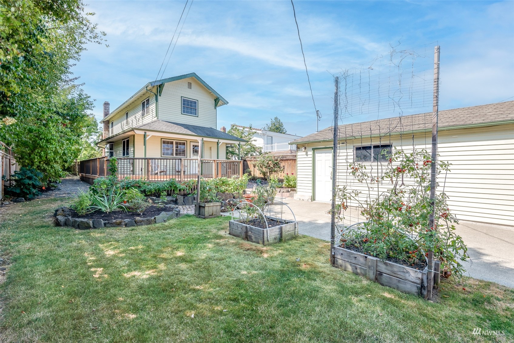 909 N Sheridan Avenue