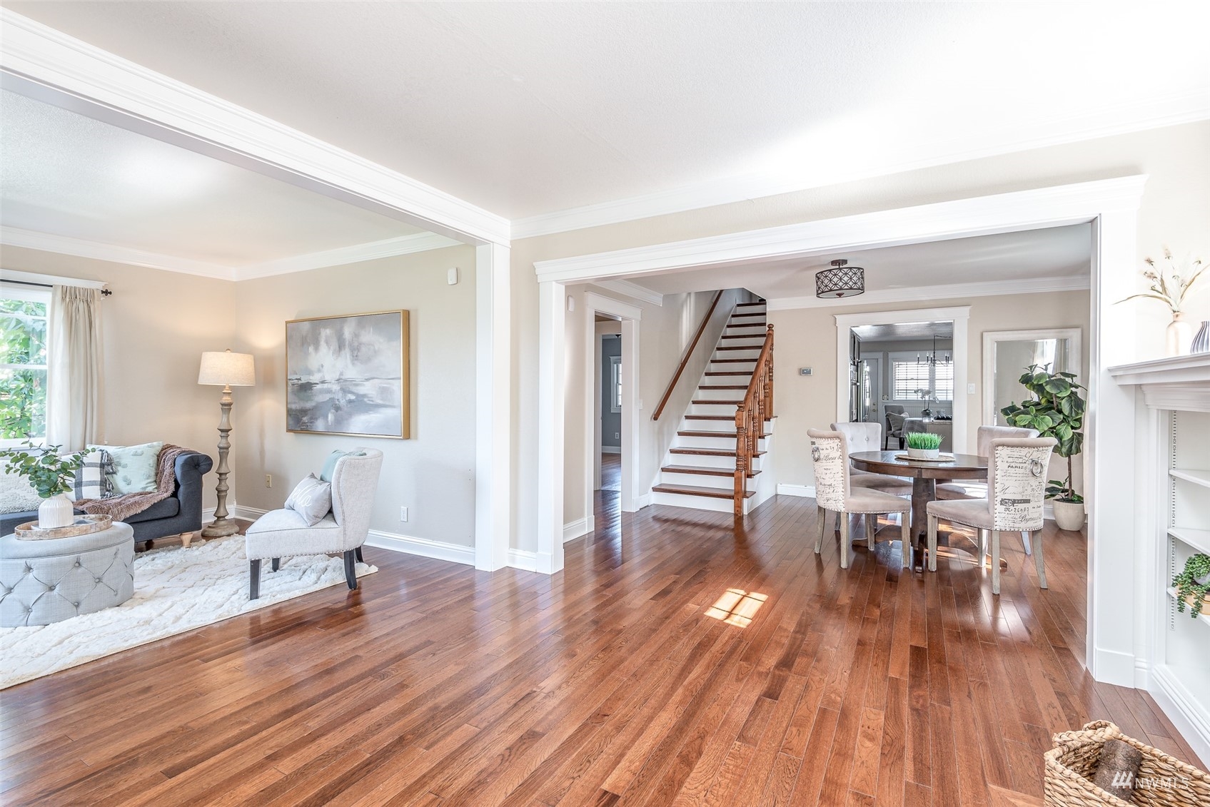 909 N Sheridan Avenue