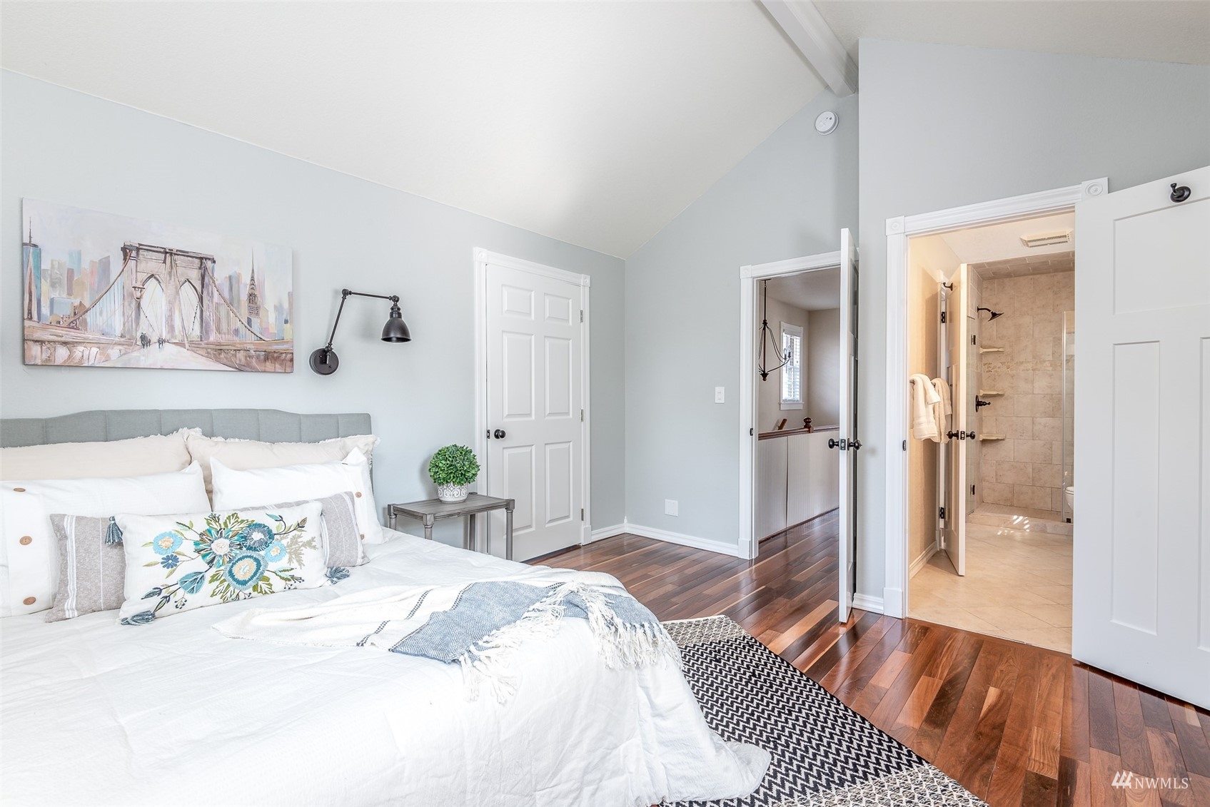 909 N Sheridan Avenue