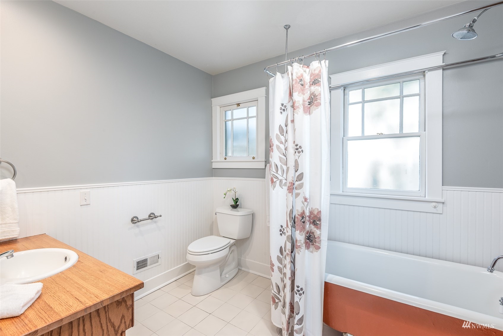 909 N Sheridan Avenue