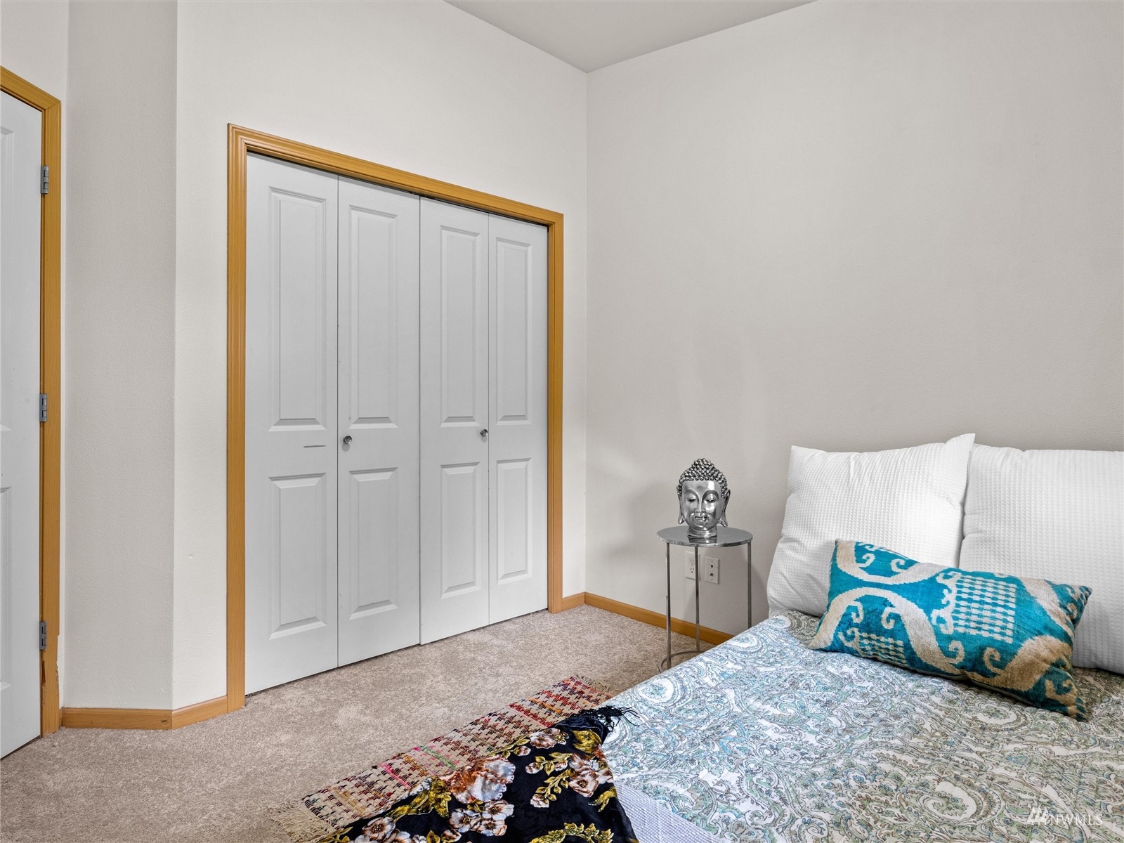 4246 Roxanna Loop SE