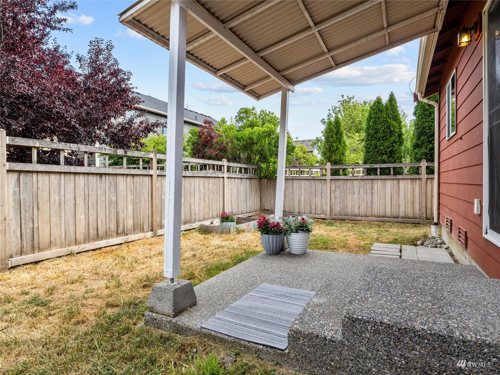 4246 Roxanna Loop SE