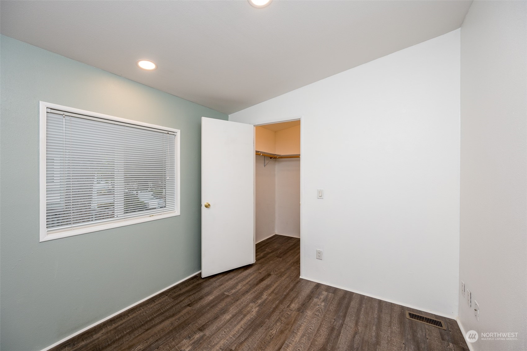 11309 126th Street E #238