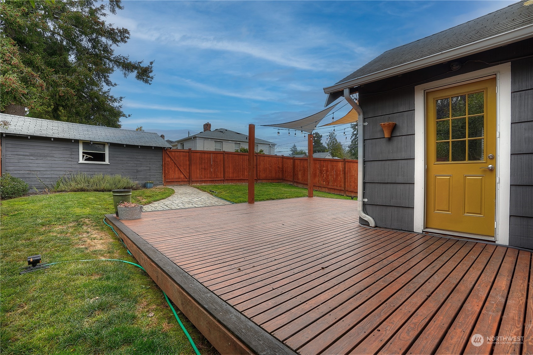 1403 N Proctor Street , -5127