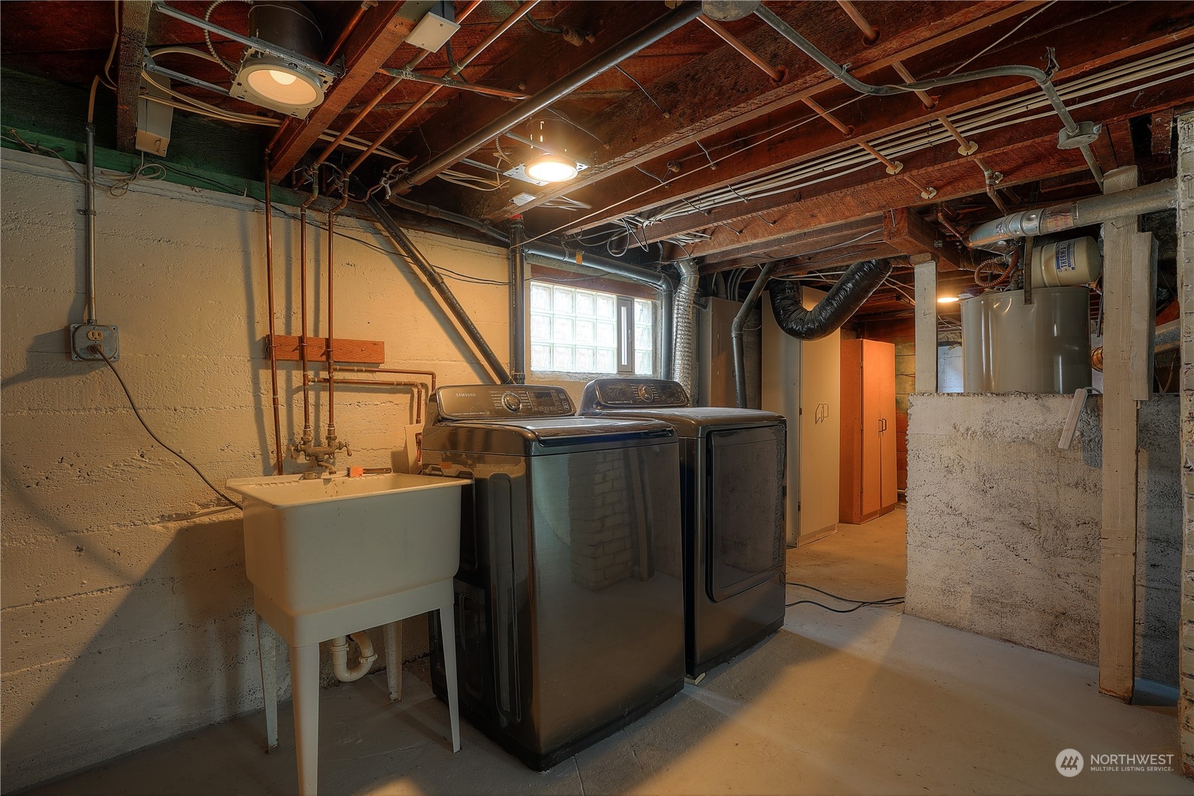 1403 N Proctor Street , -5127