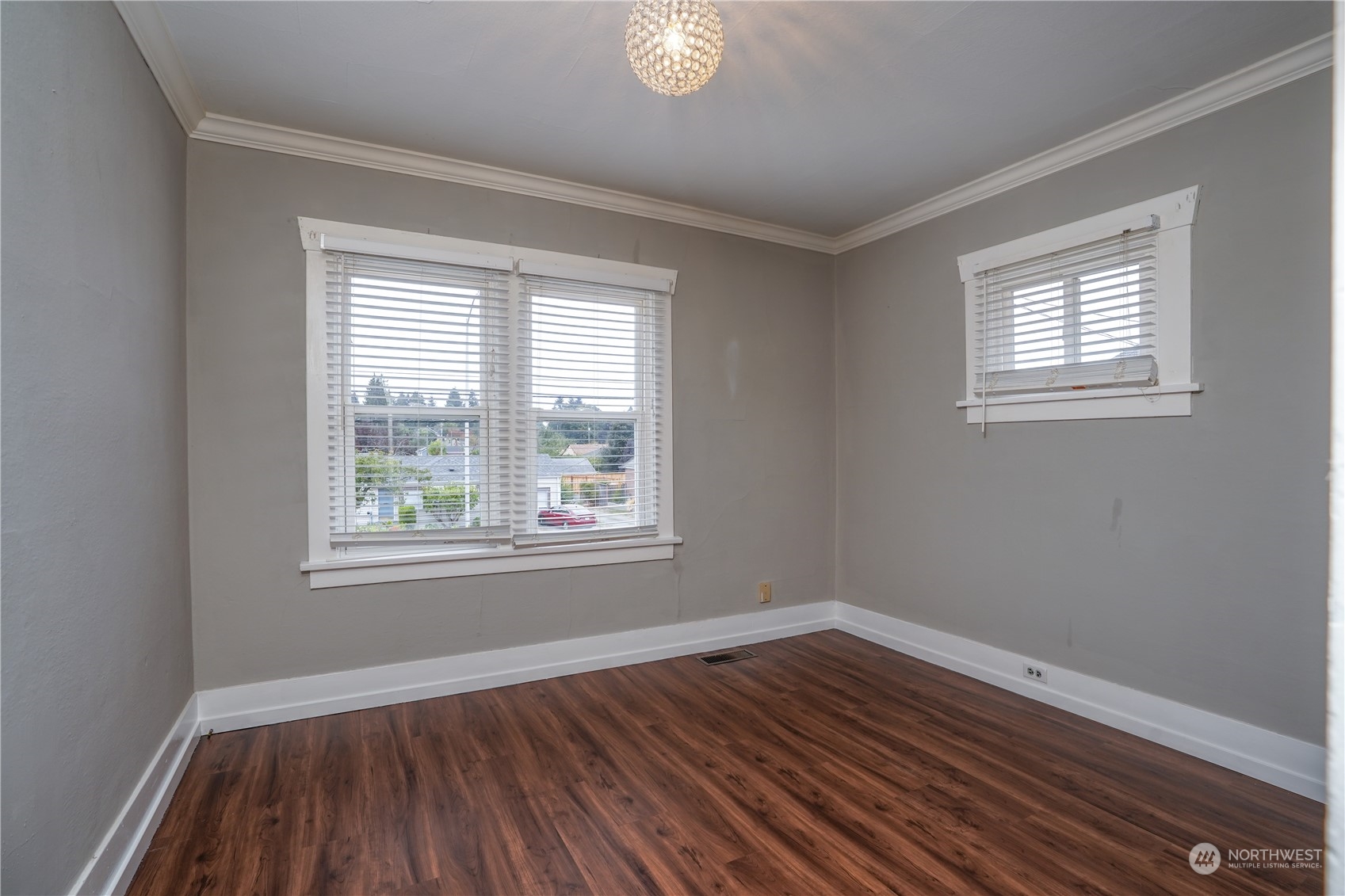 1403 N Proctor Street , -5127