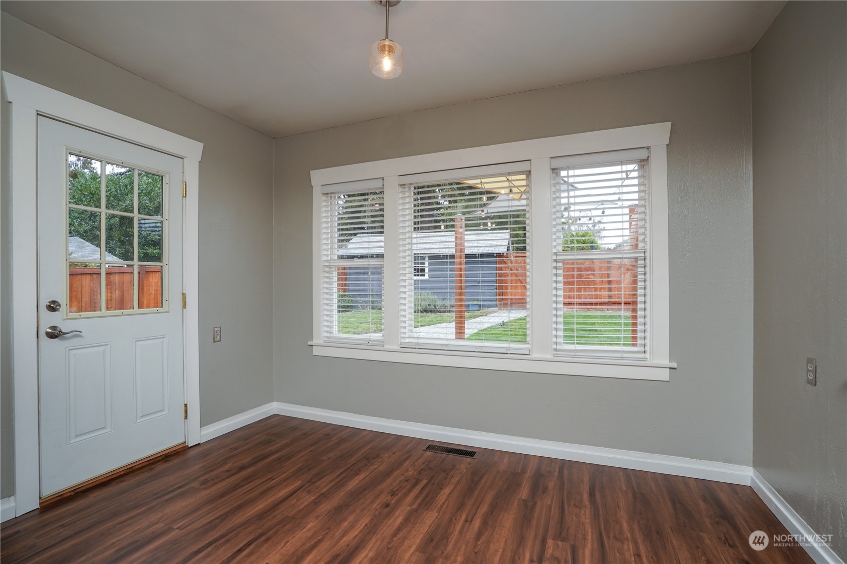 1403 N Proctor Street , -5127