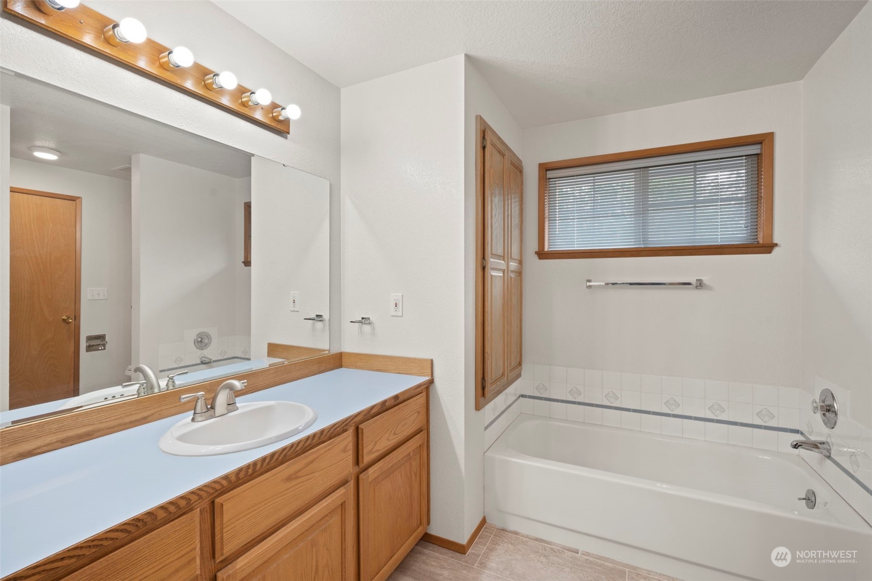 17430 Heather Lane SE