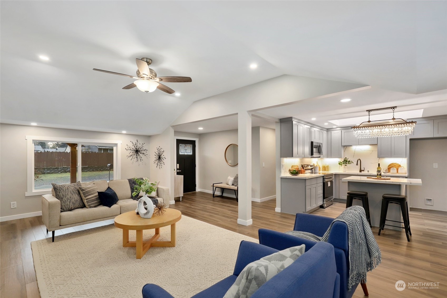 4206 N Winnifred Street