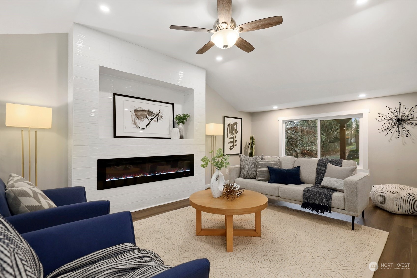 4206 N Winnifred Street