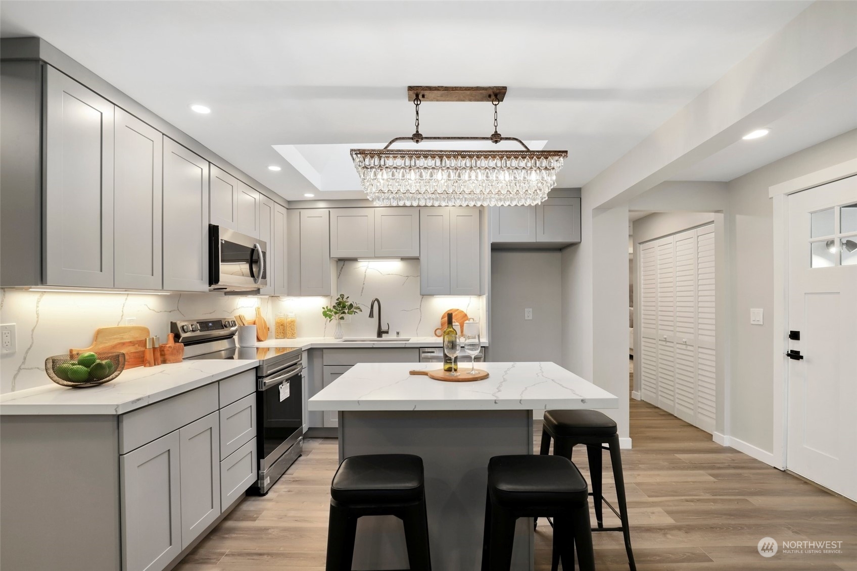 4206 N Winnifred Street