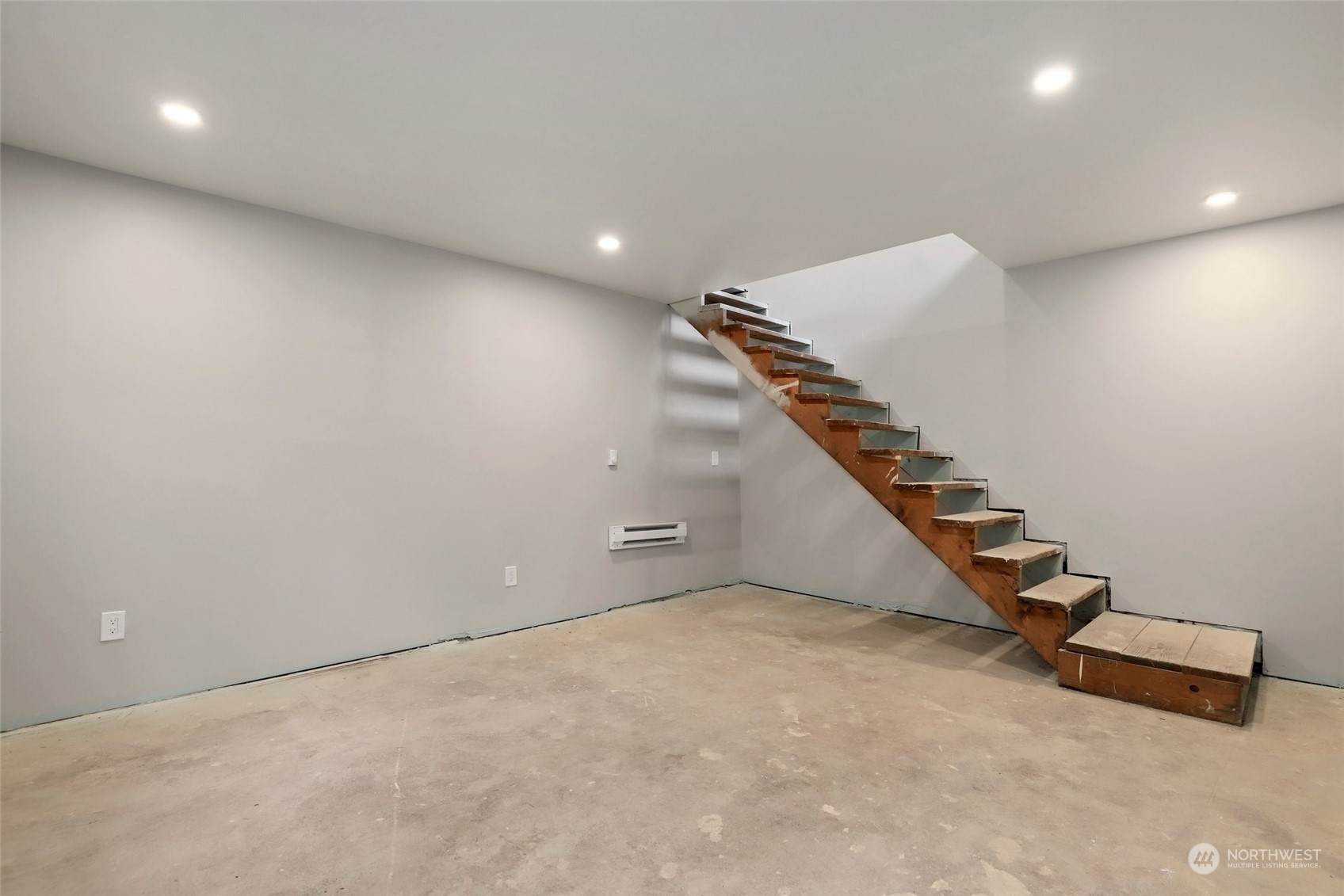 4206 N Winnifred Street