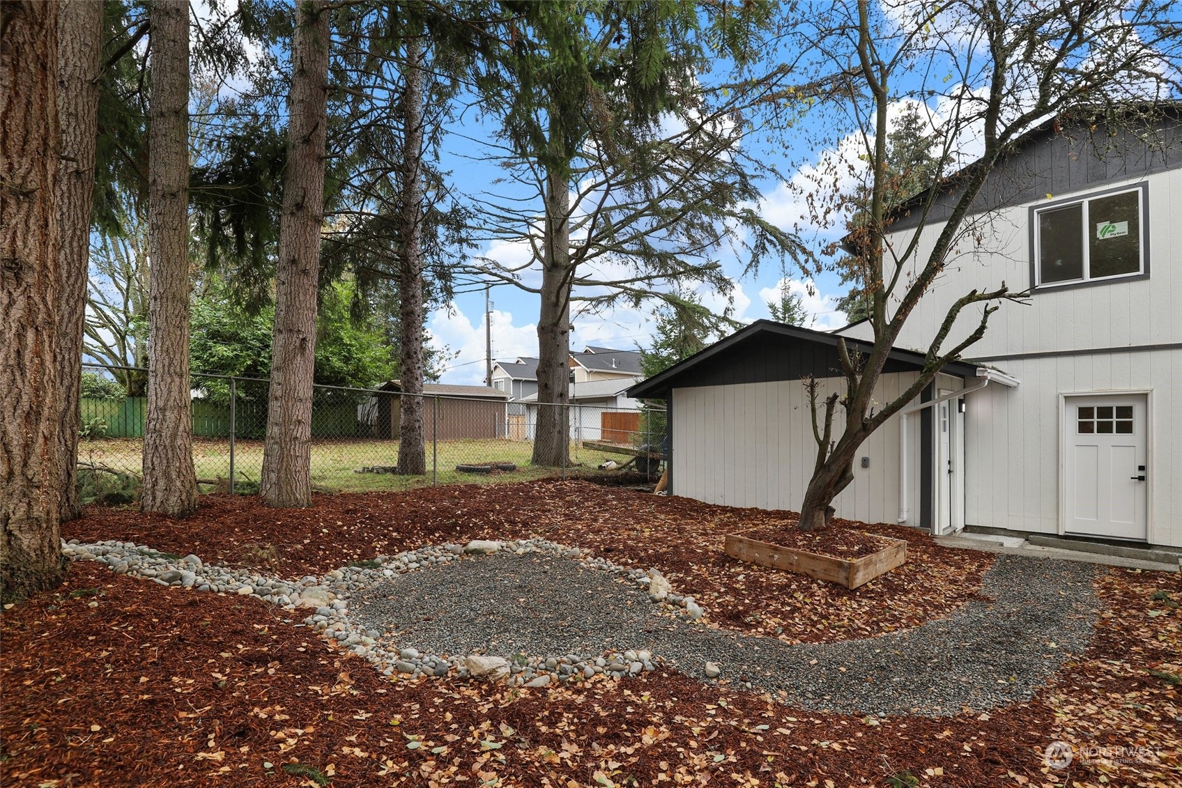 4206 N Winnifred Street