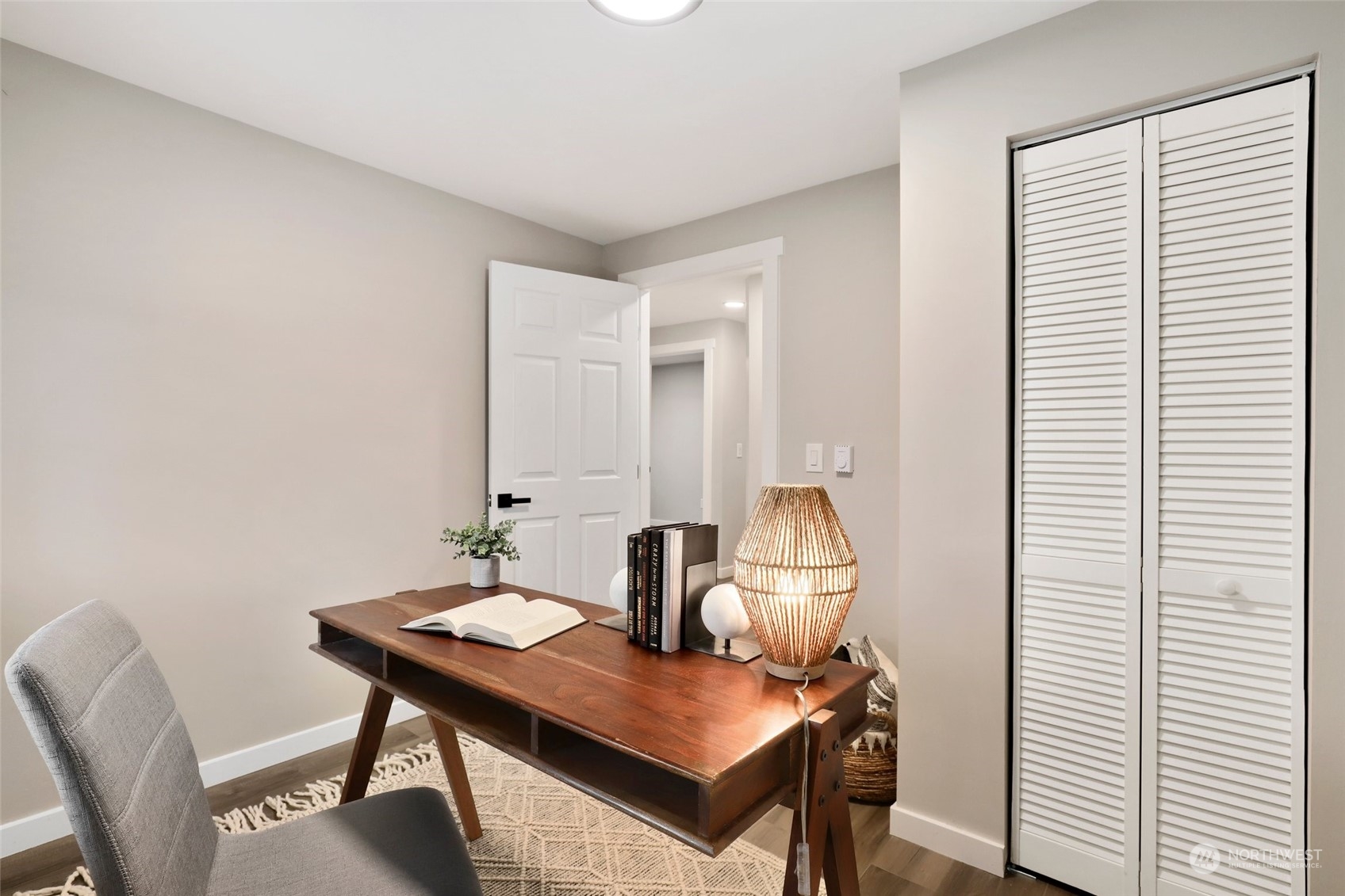 4206 N Winnifred Street