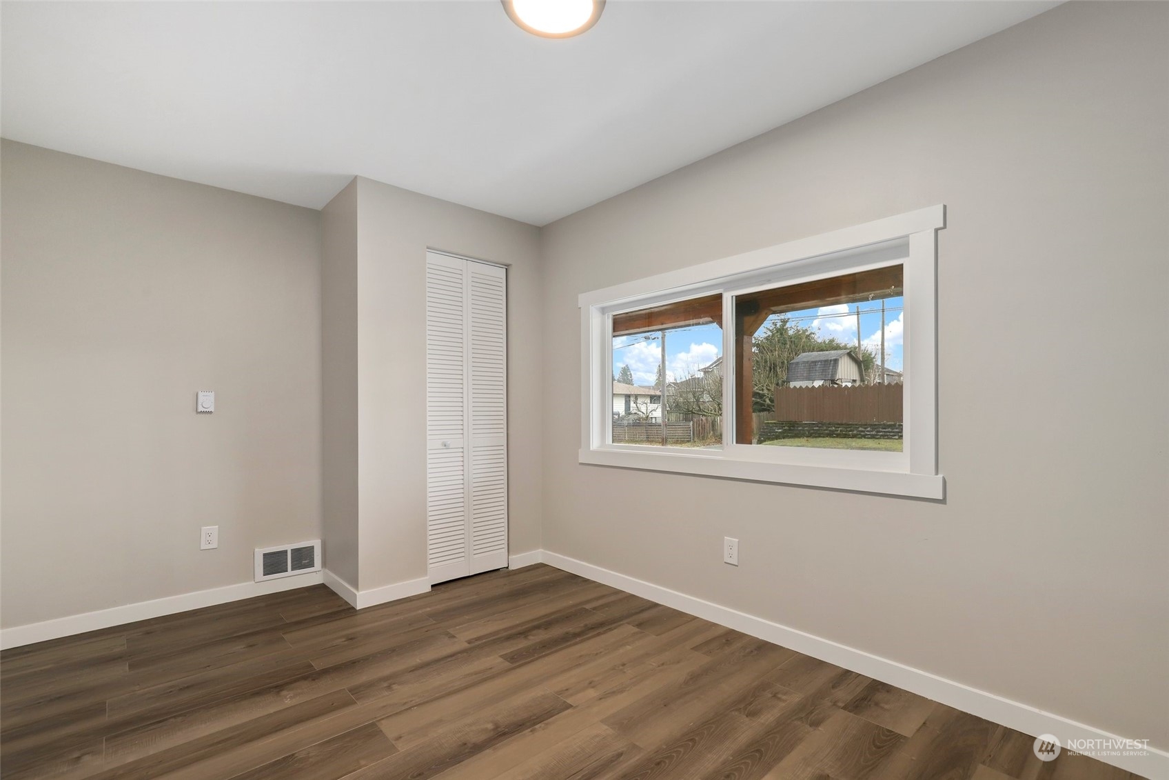 4206 N Winnifred Street