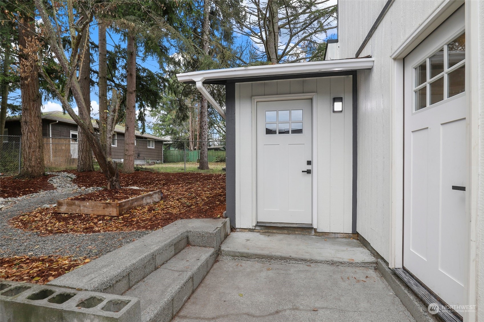 4206 N Winnifred Street