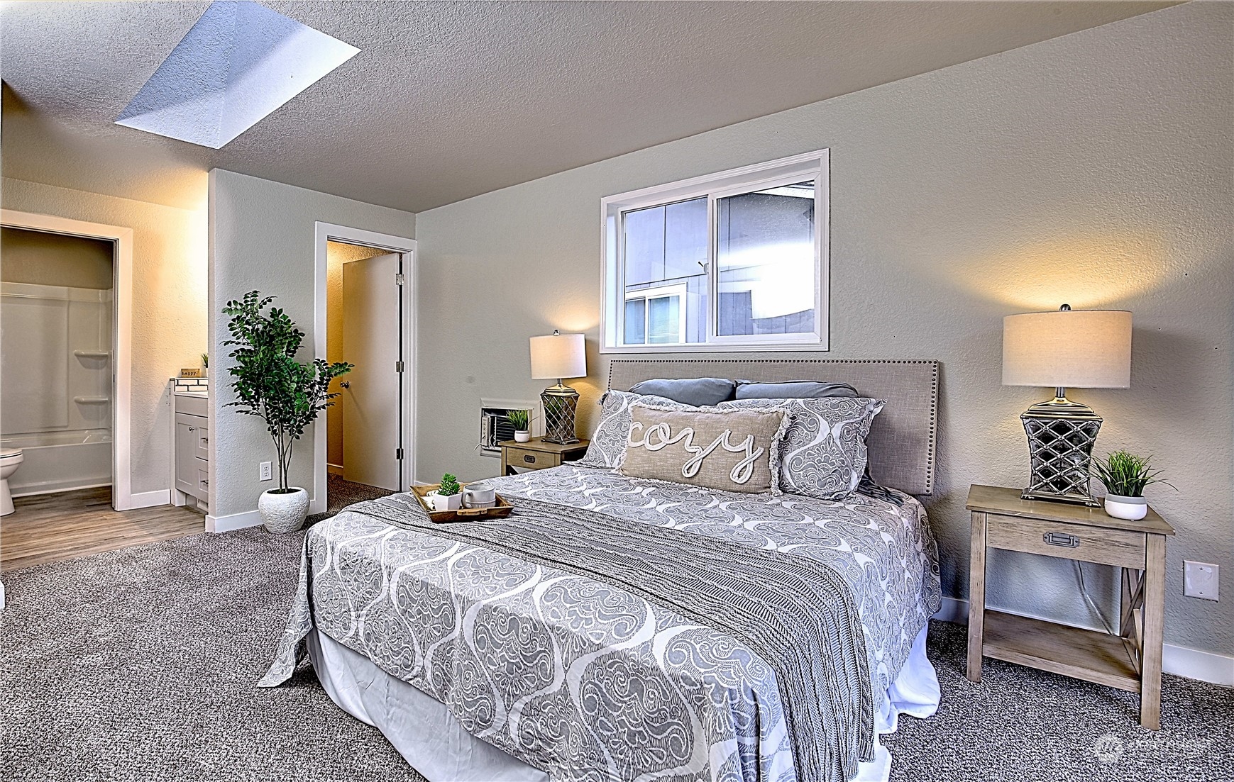 9716 Overlook Drive NW