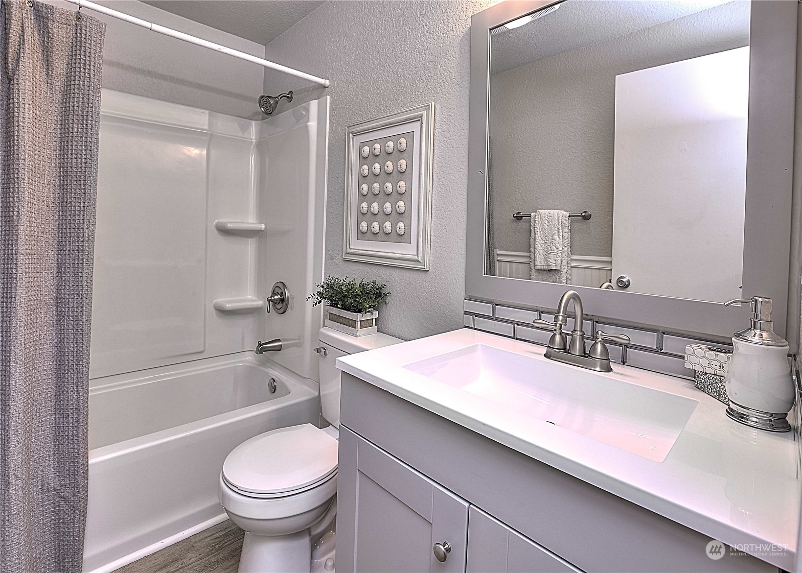 9716 Overlook Drive NW