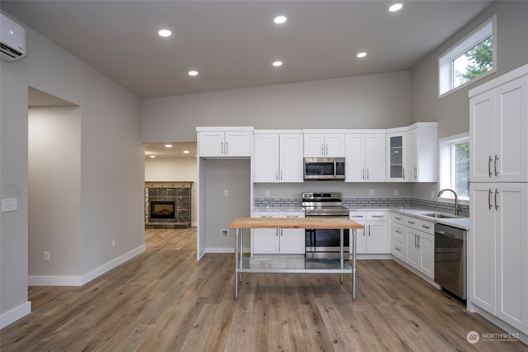 114 N Winkleman Road