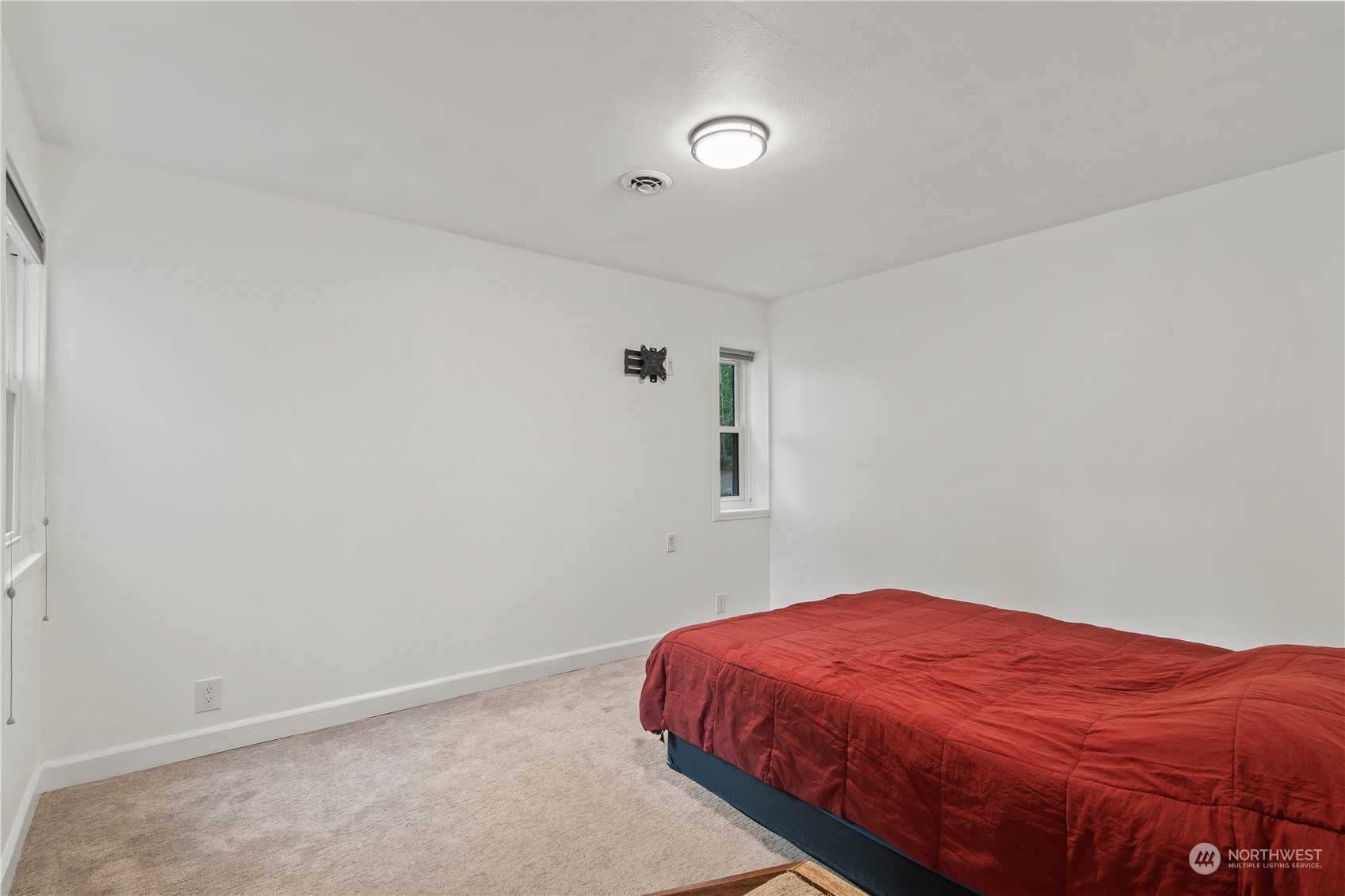 7310 Holmes Island Road SE