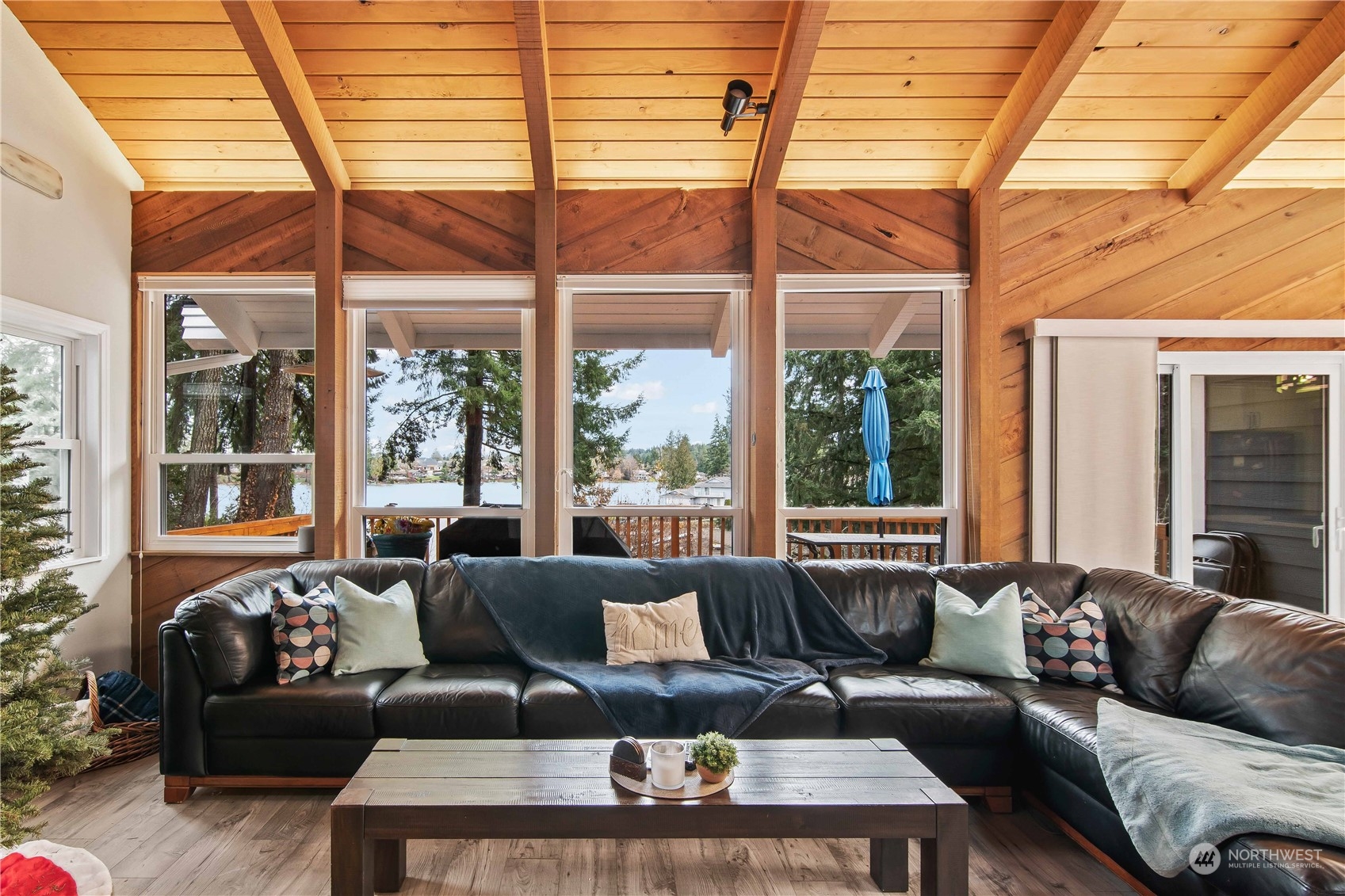 7310 Holmes Island Road SE