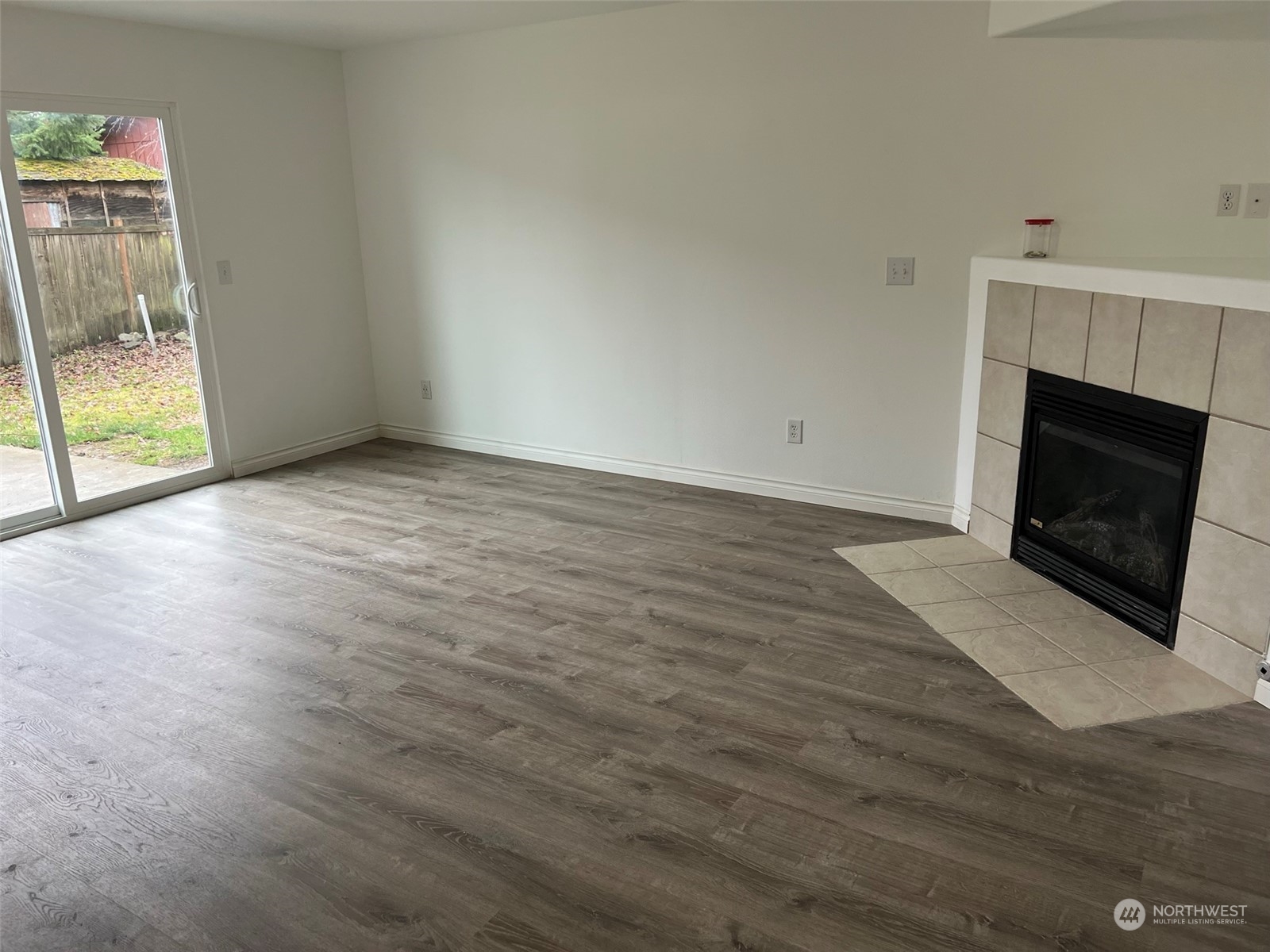 9007 S Sheridan Avenue