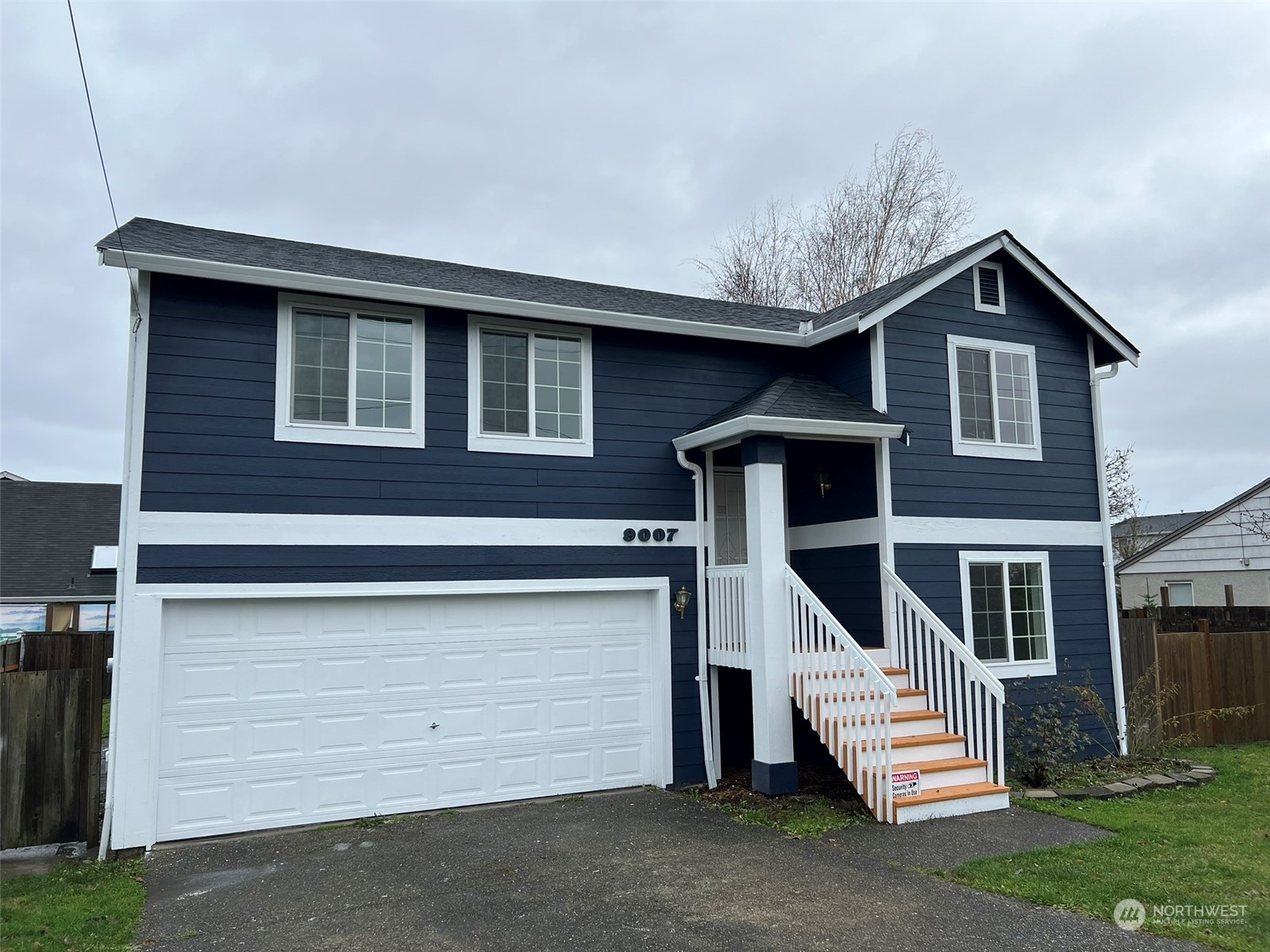 9007 S Sheridan Avenue