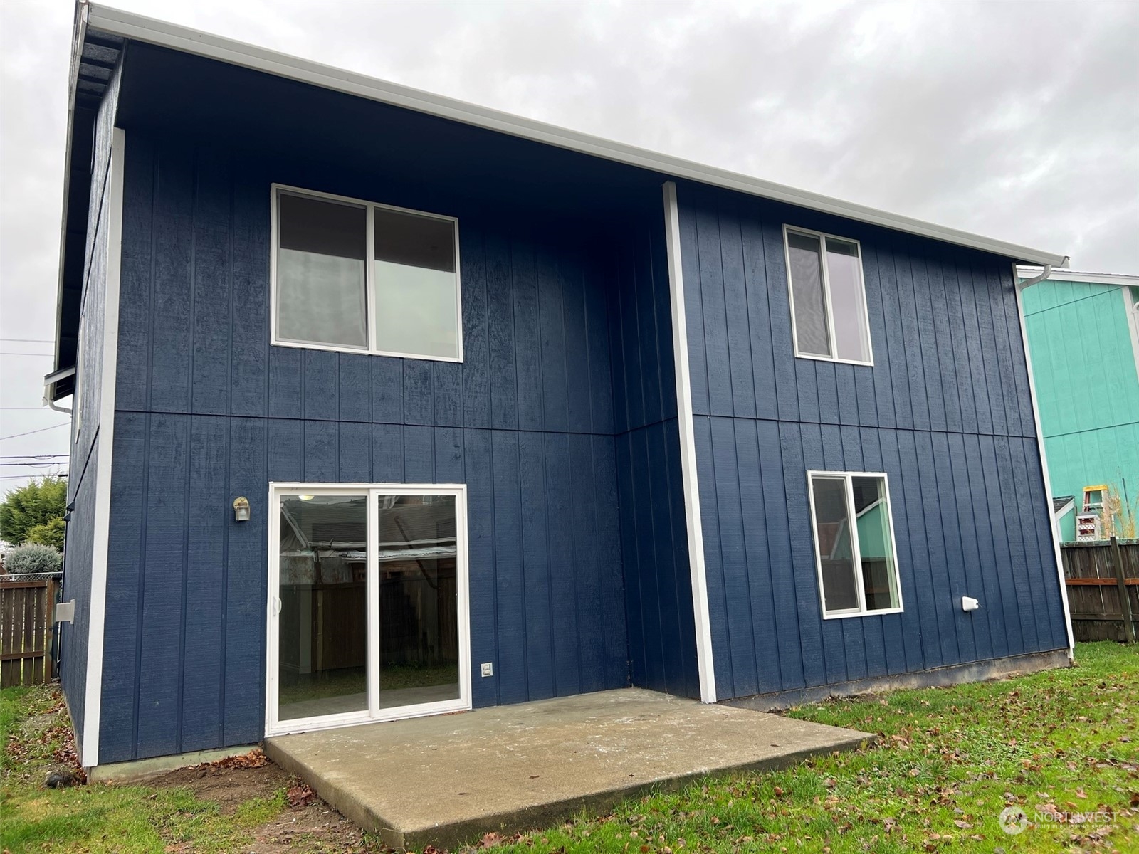 9007 S Sheridan Avenue