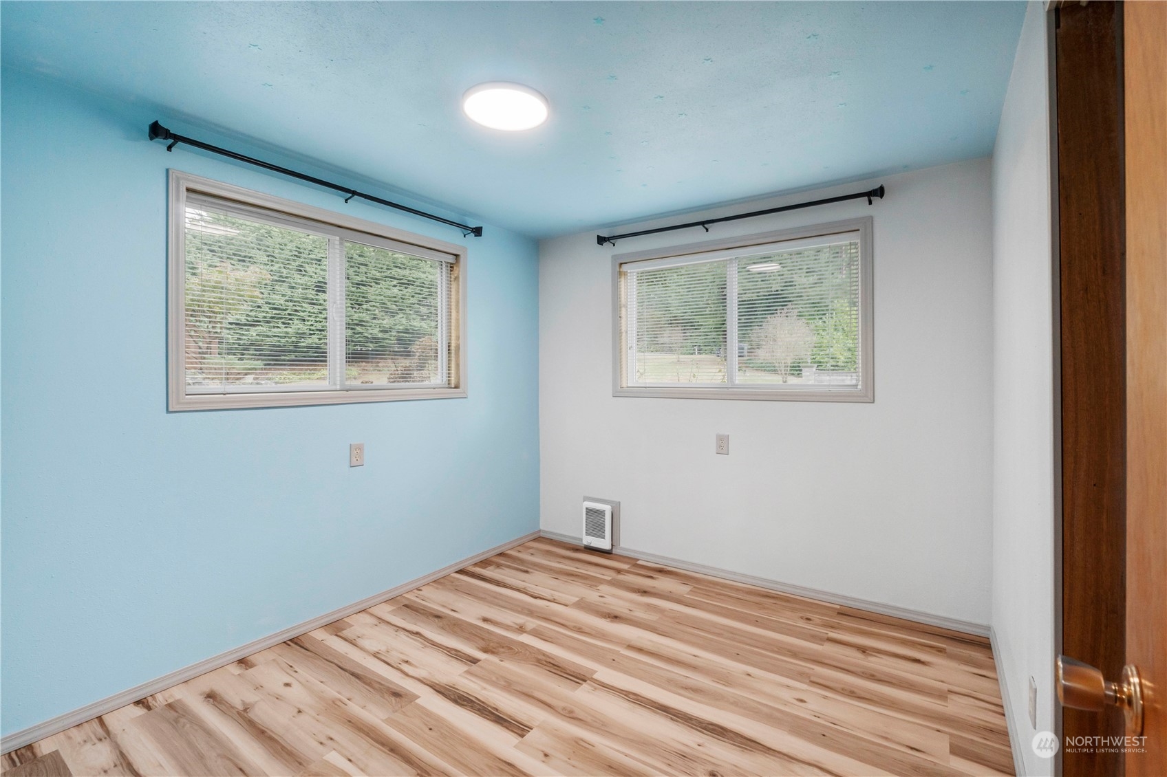 6509 185th Avenue E, -8832