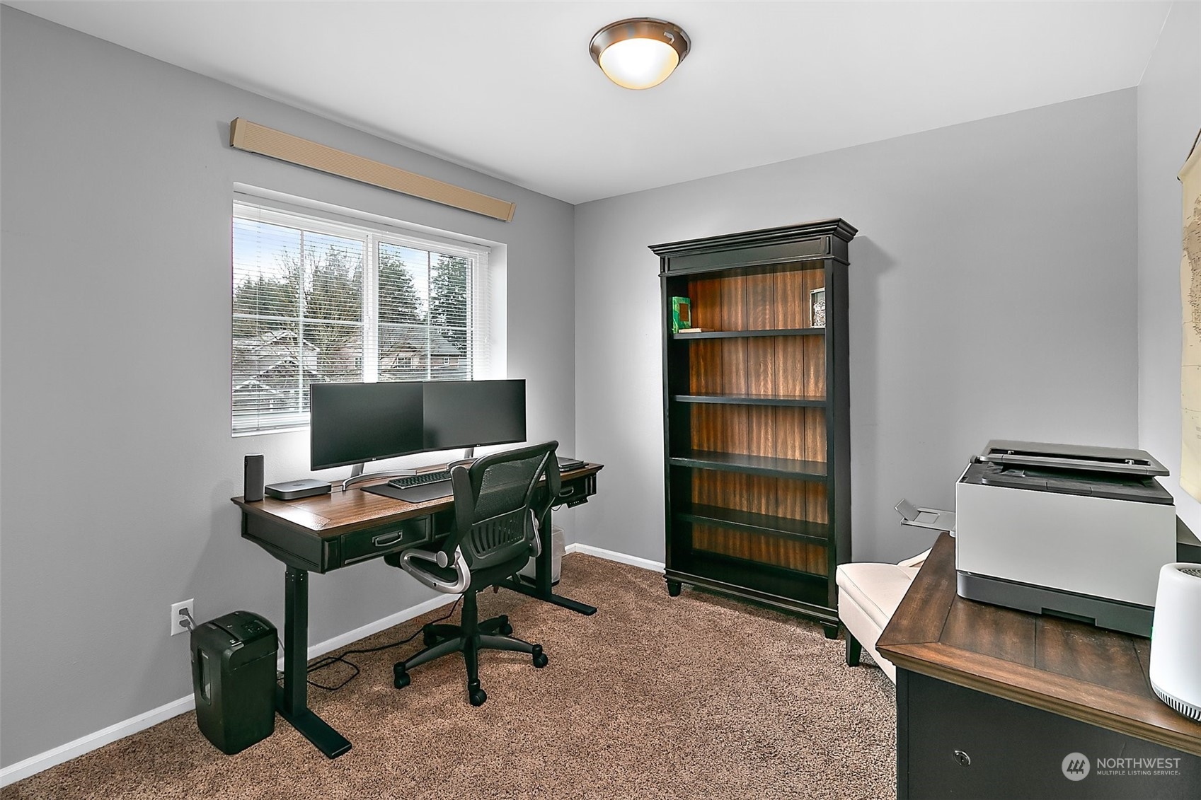 3533 Surrey Drive NE