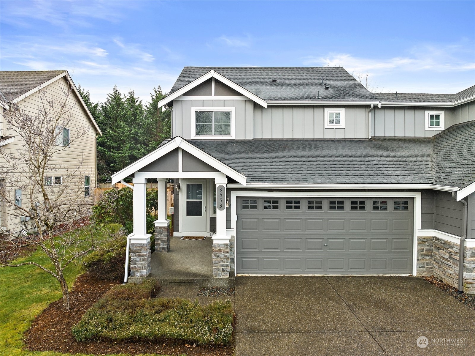 3533 Surrey Drive NE