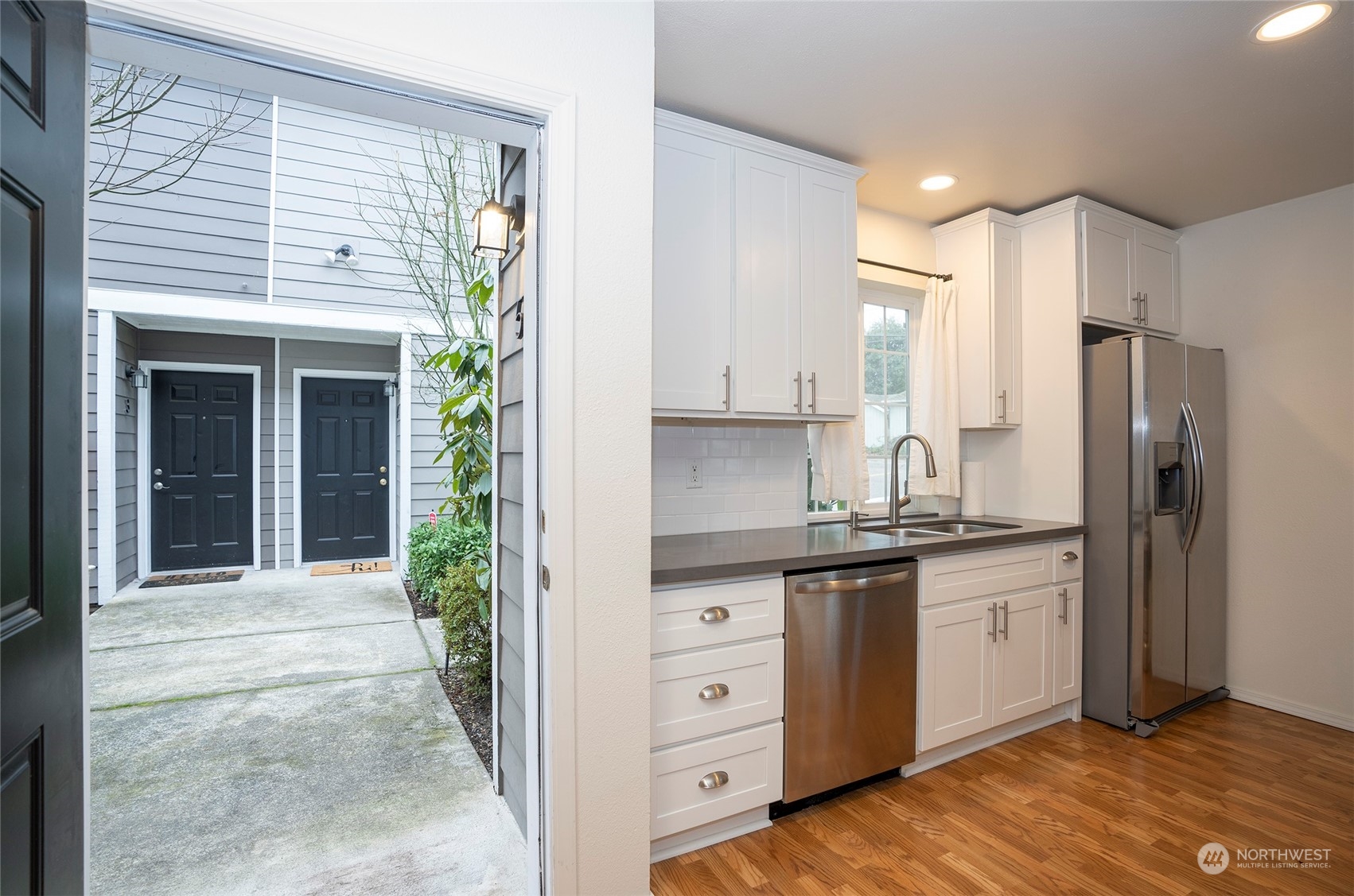 4660 N Pearl Street #5