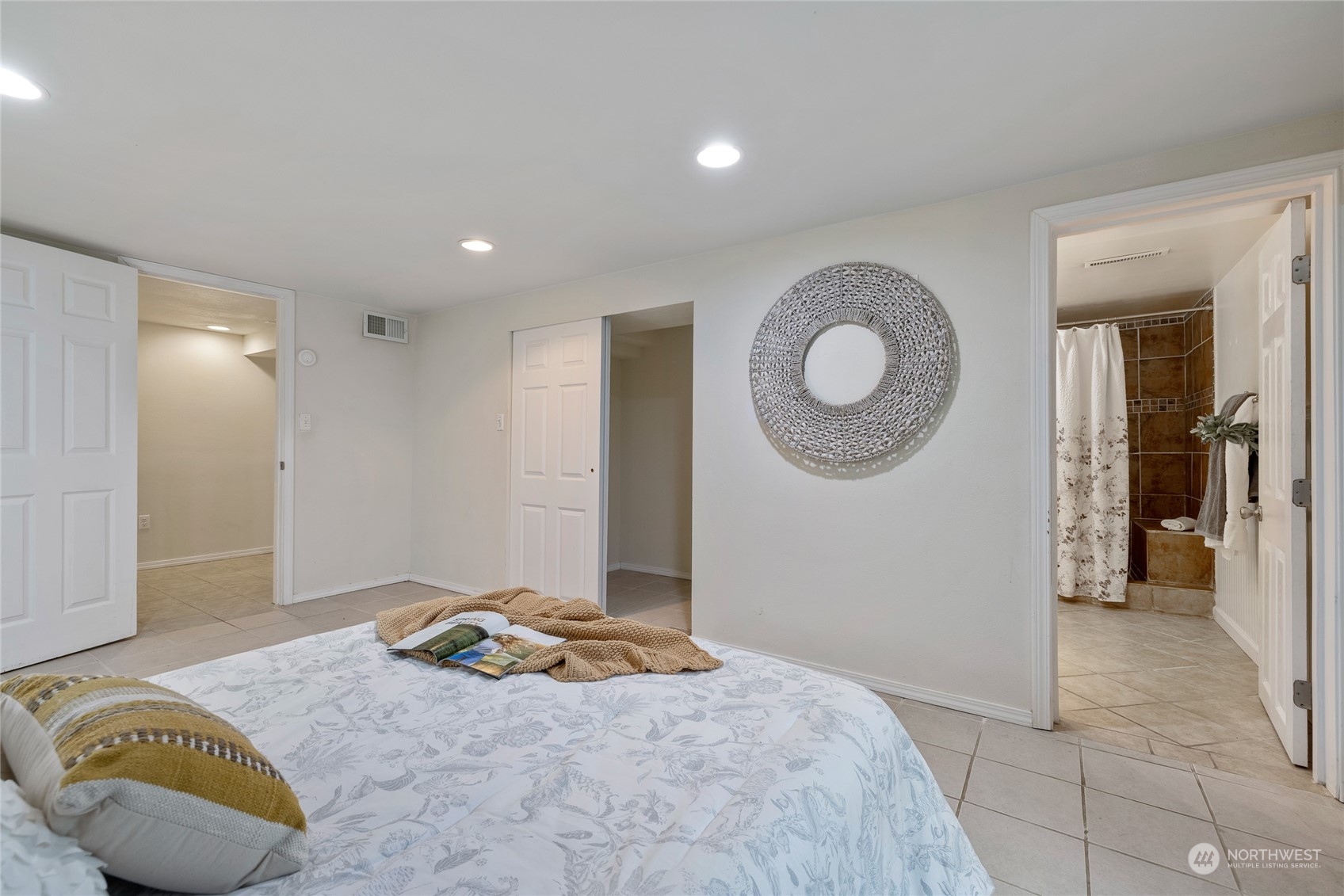 16 Oak Park Drive SW