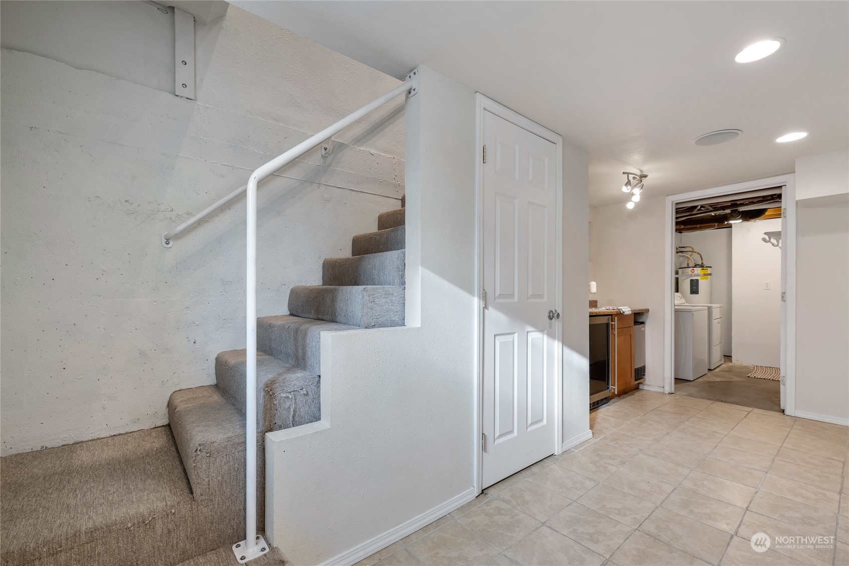 16 Oak Park Drive SW