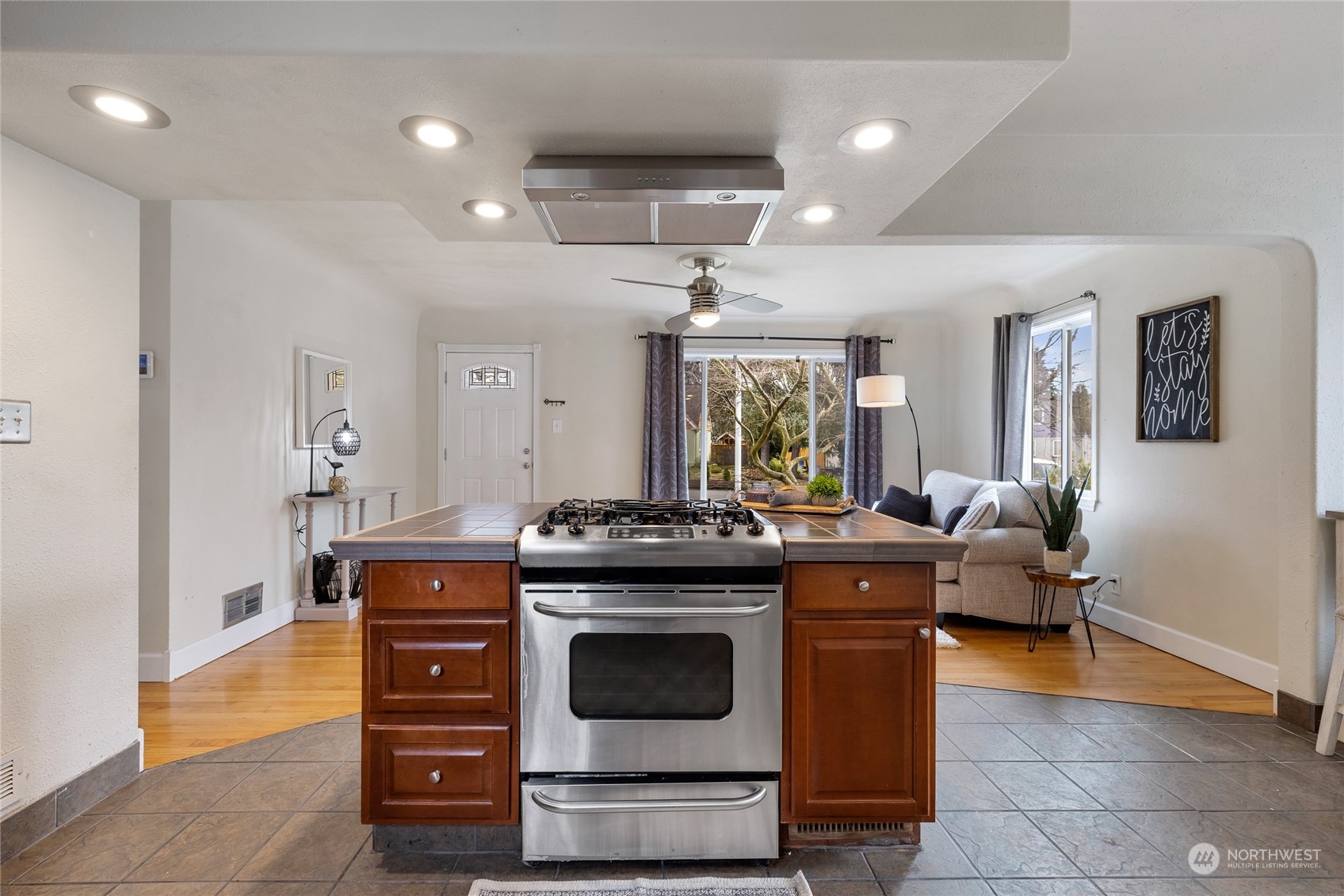 16 Oak Park Drive SW