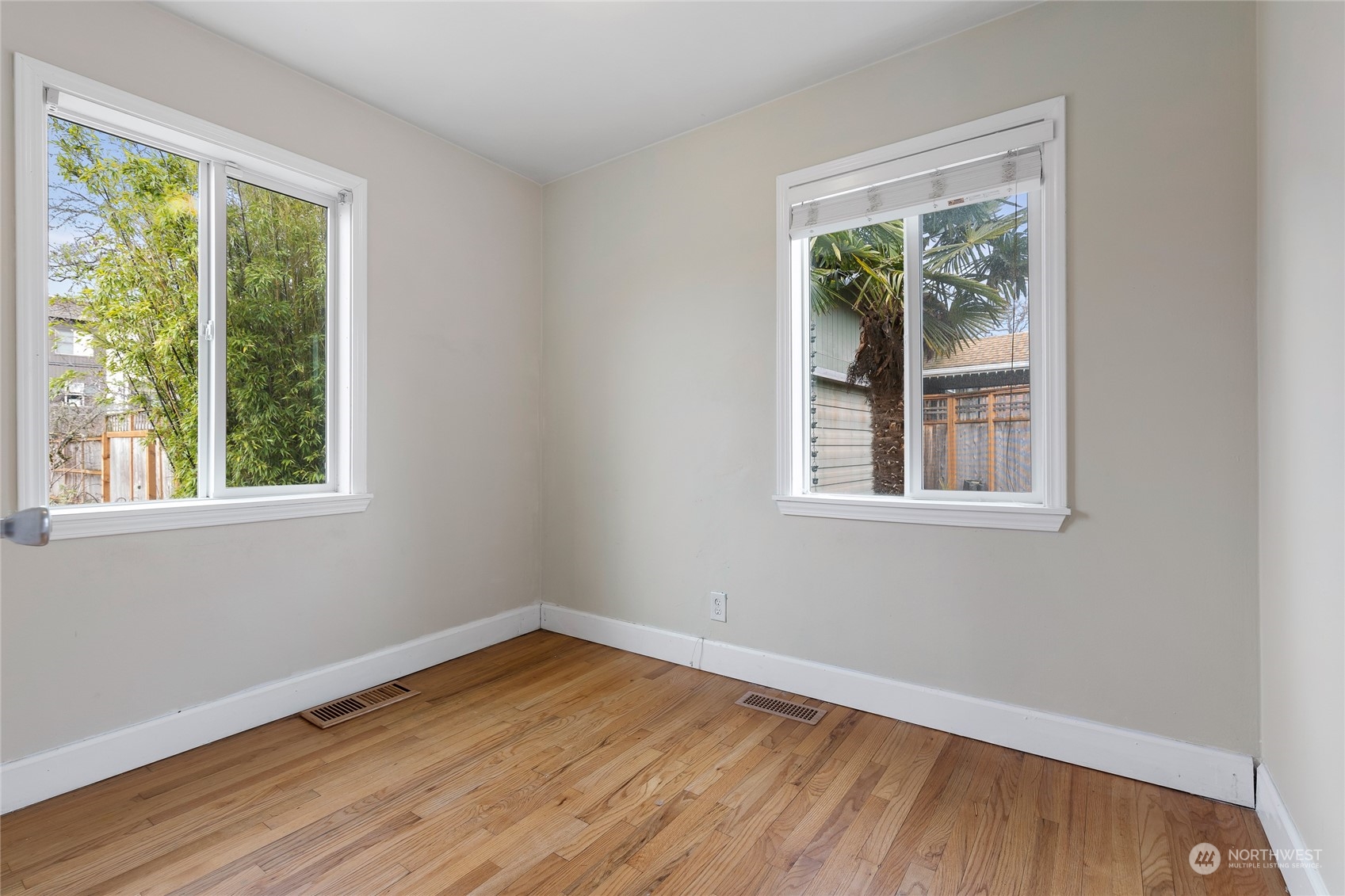 16 Oak Park Drive SW