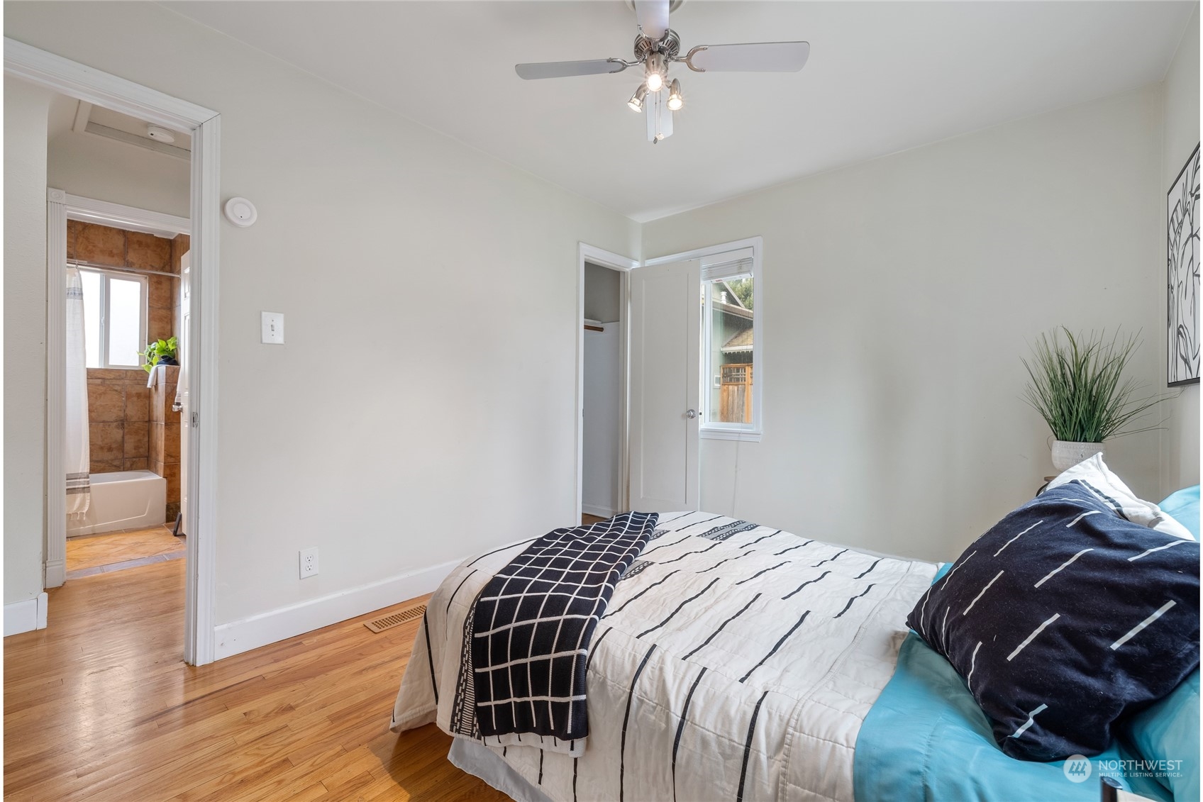 16 Oak Park Drive SW