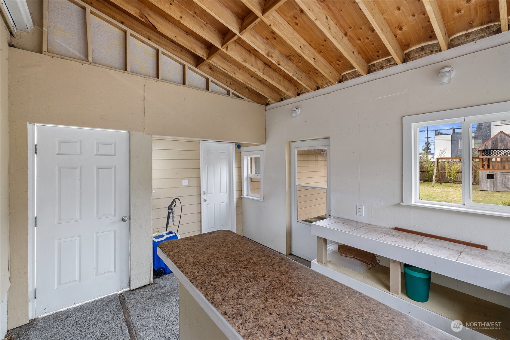 16 Oak Park Drive SW