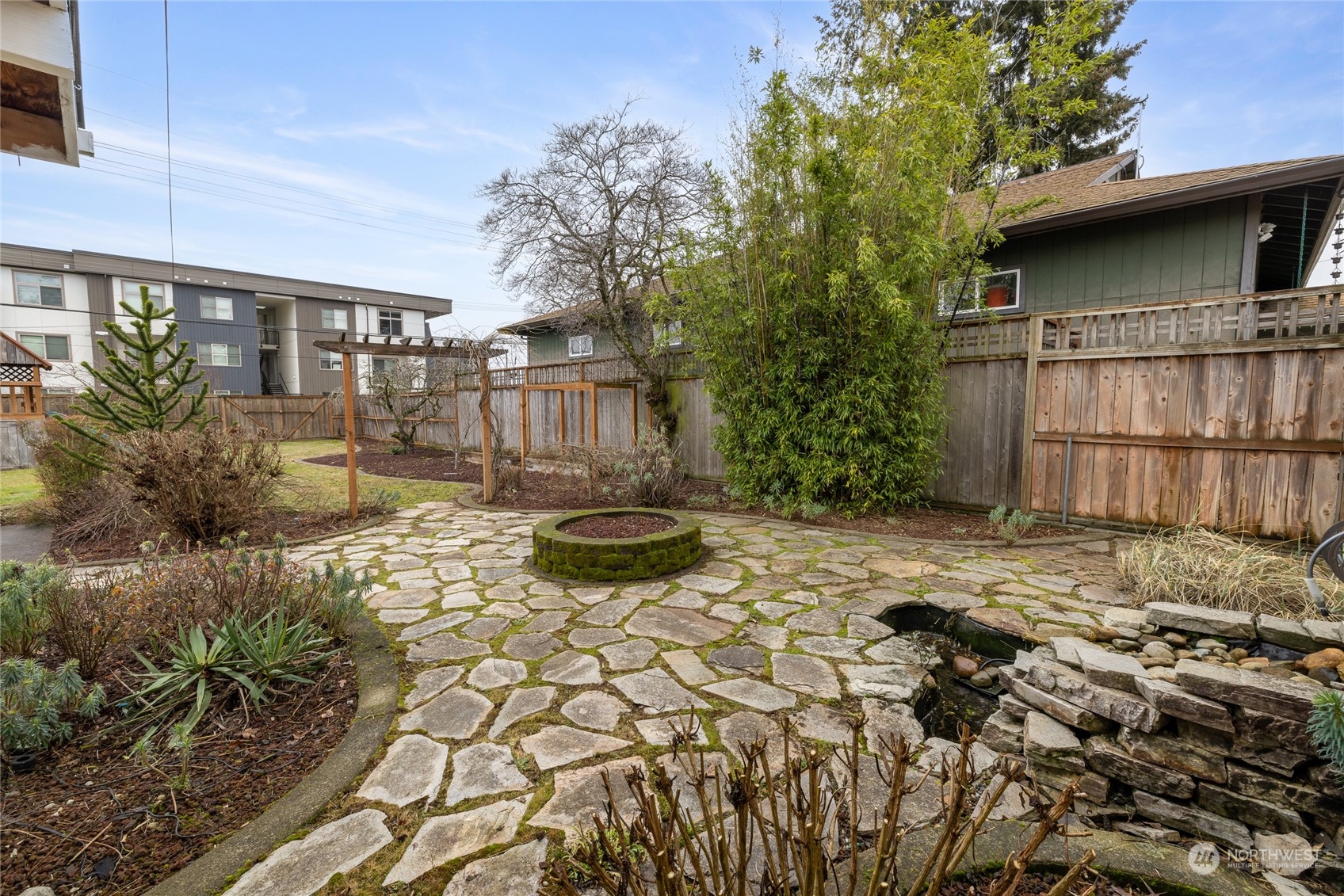 16 Oak Park Drive SW