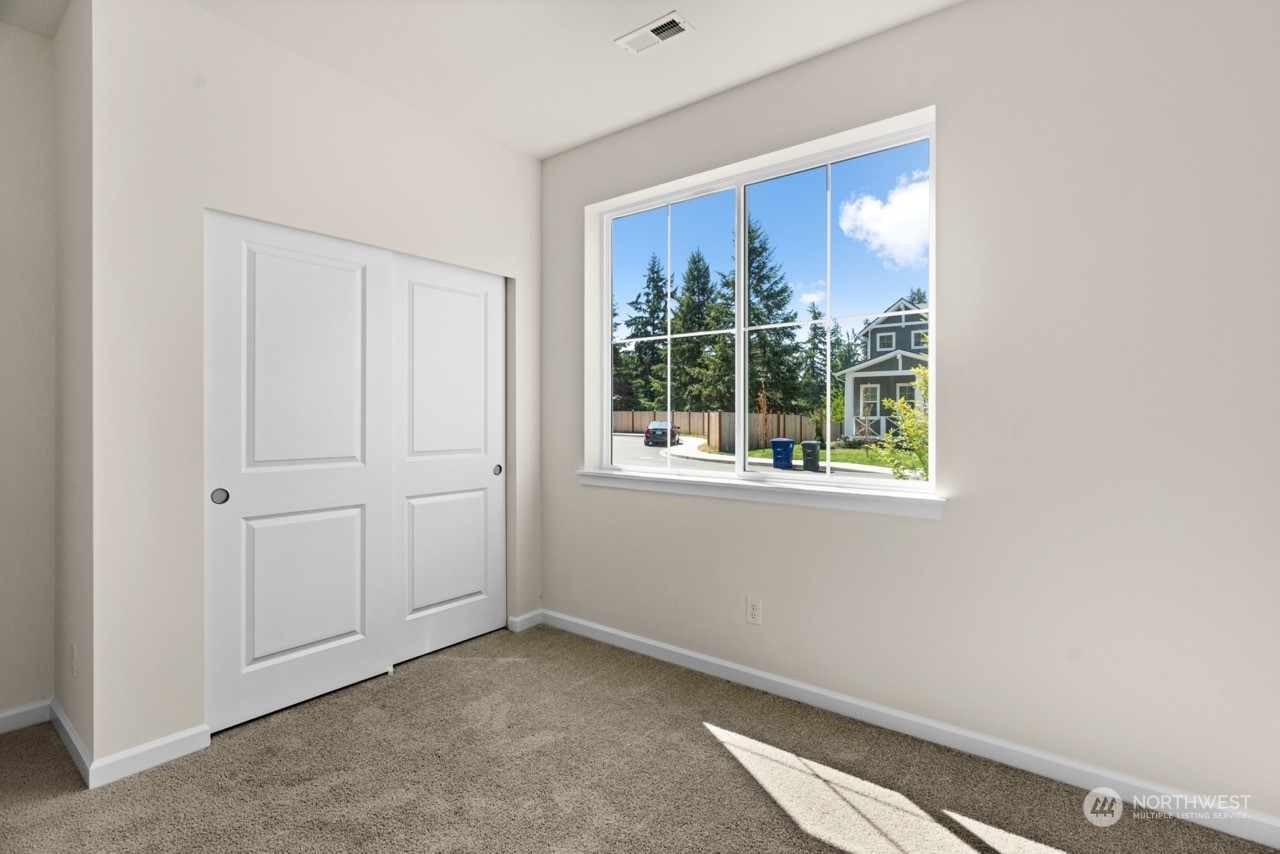 709 153rd Street Ct E