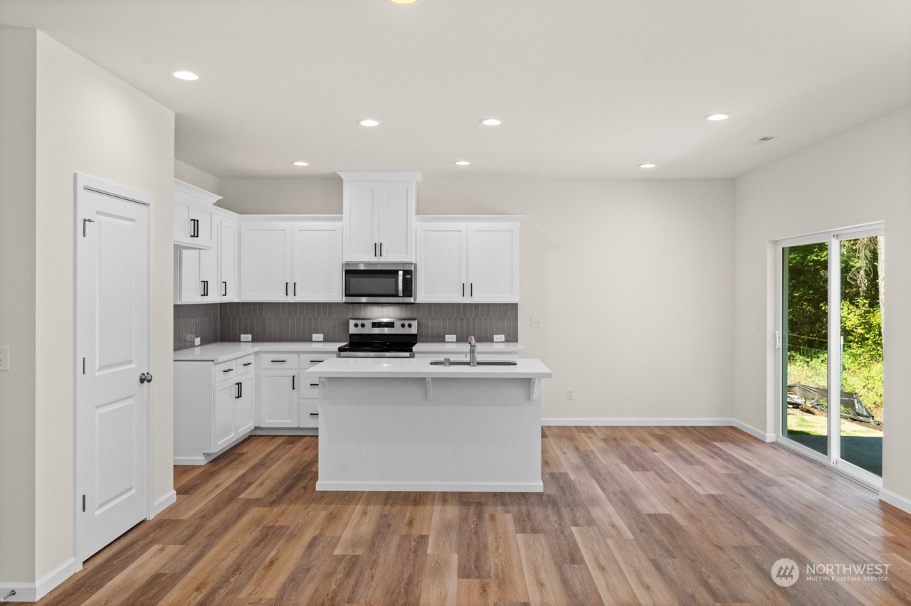 709 153rd Street Ct E