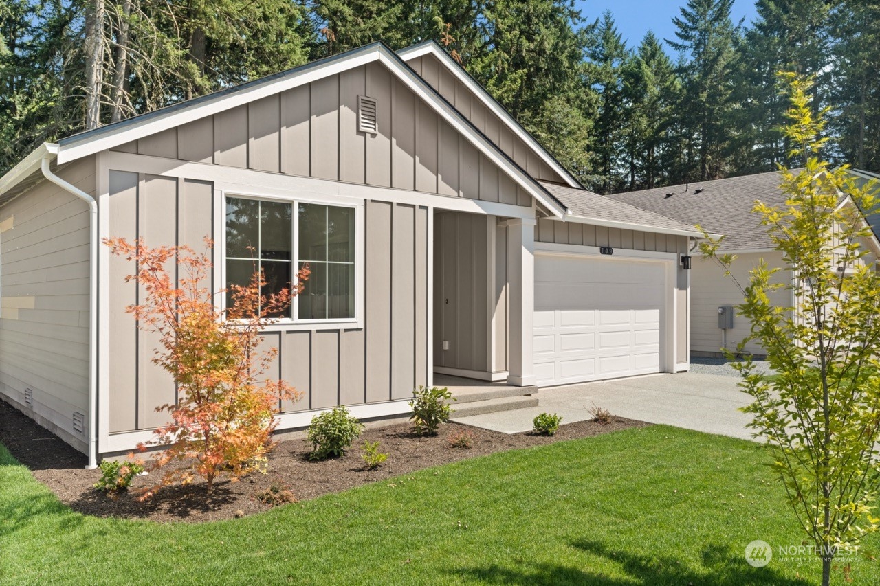 709 153rd Street Ct E