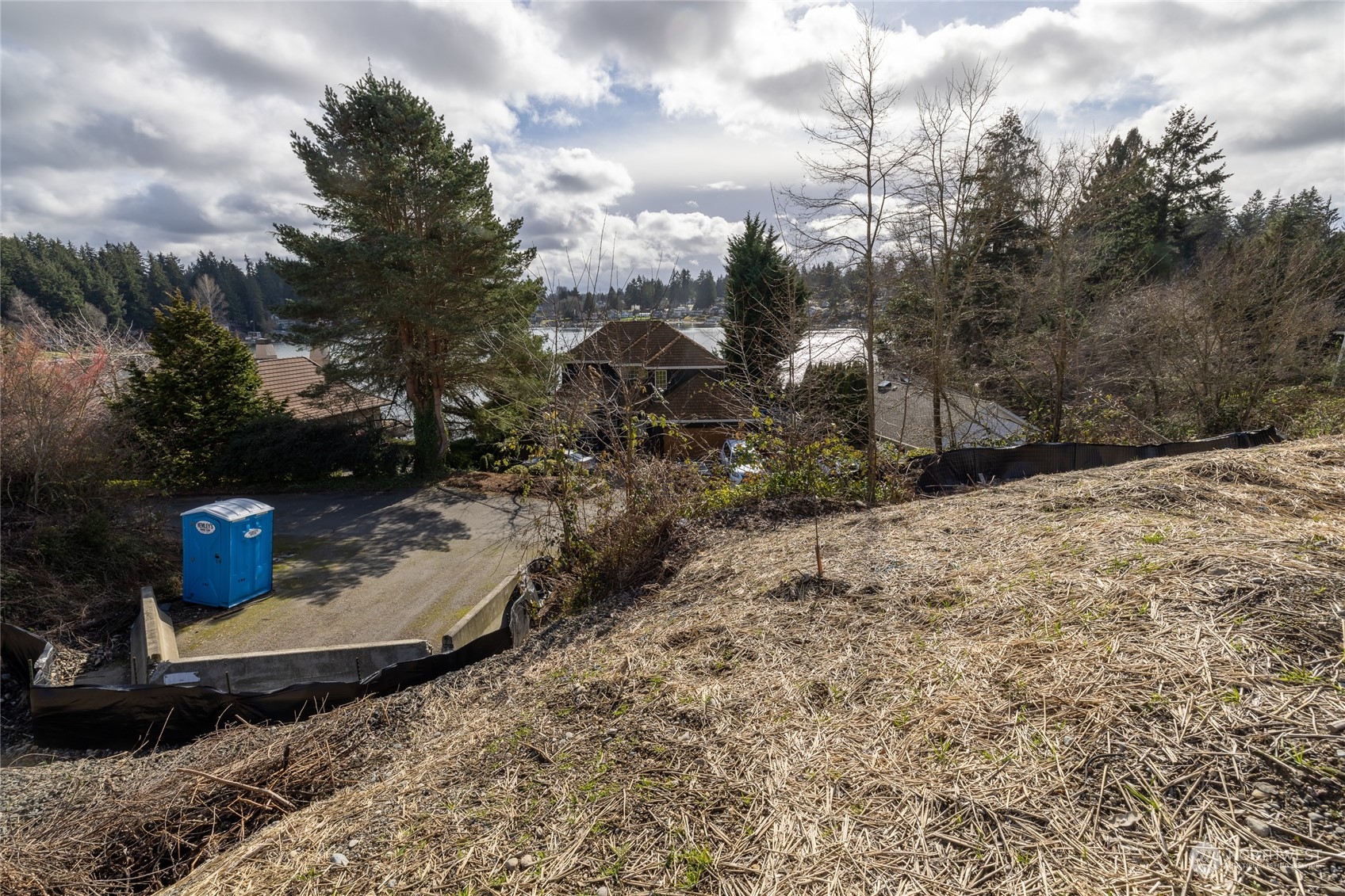 9937 Clara Boulevard SW