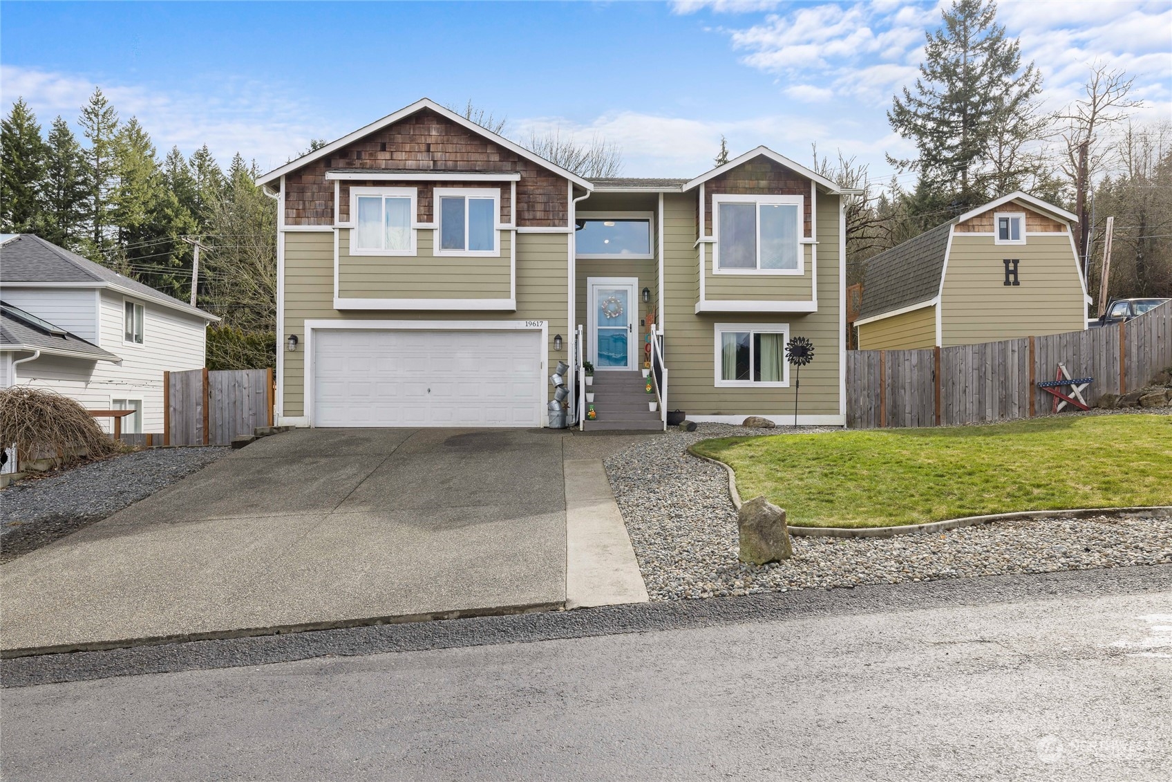 19617 153rd Avenue E