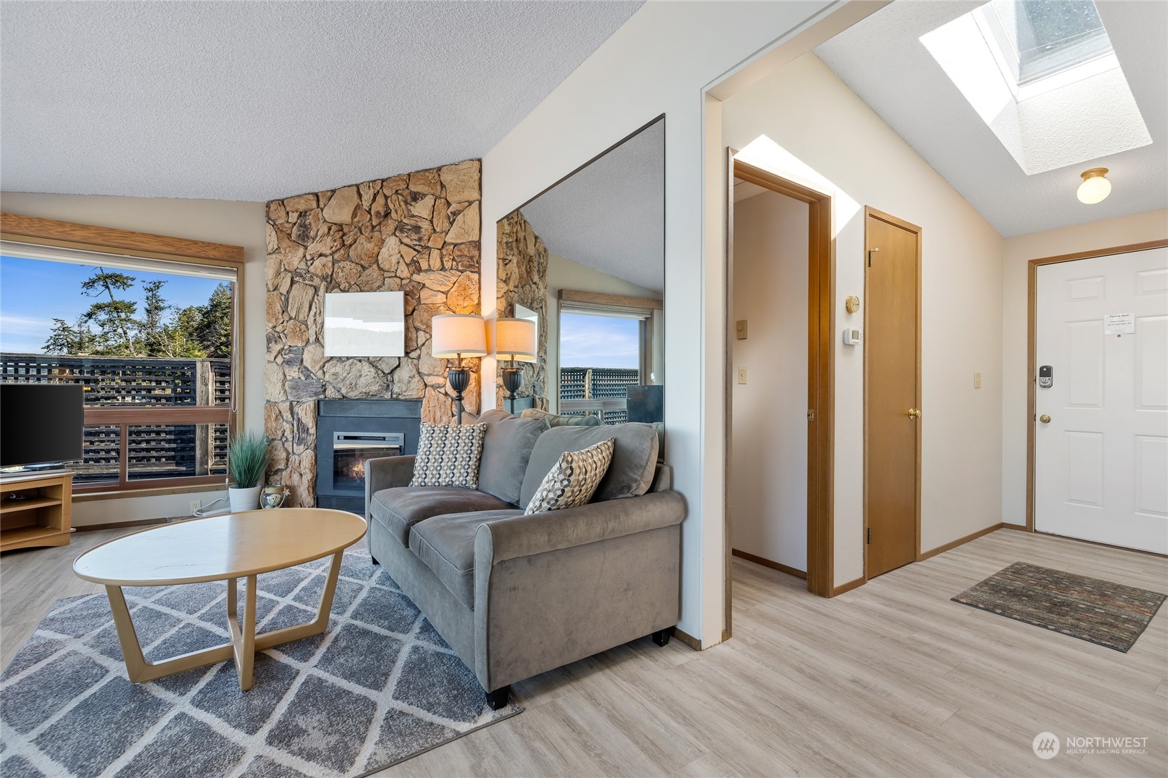 13911 E State Route 106