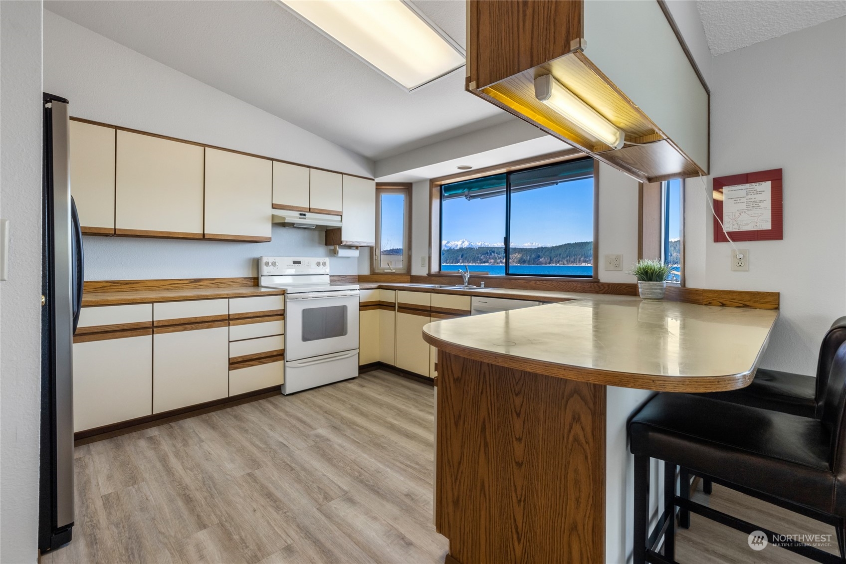 13911 E State Route 106