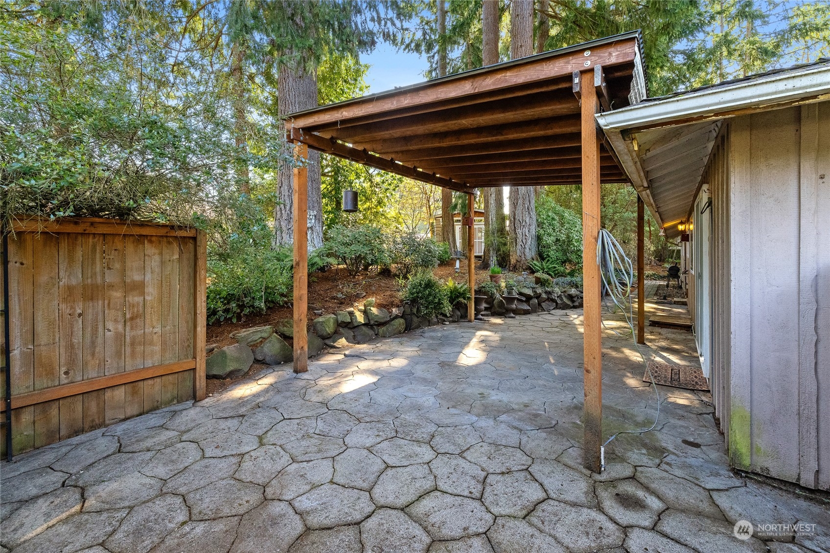 10123 Superior Street SW