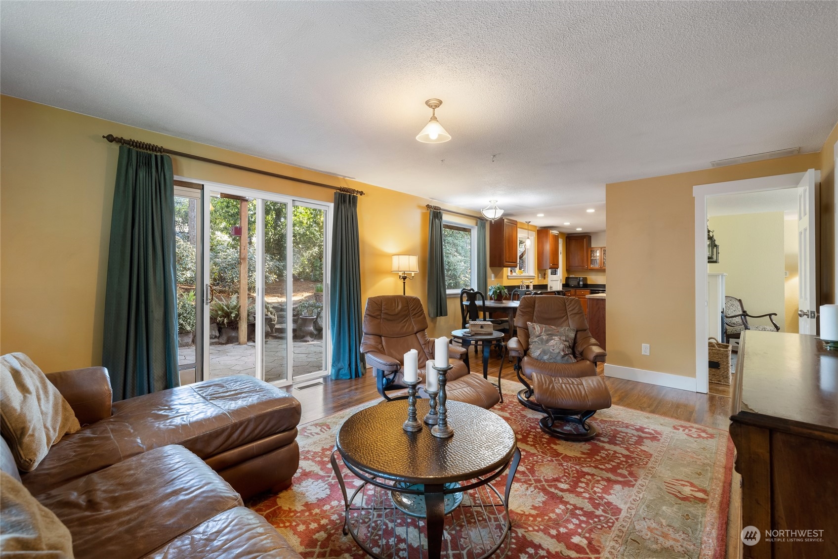 10123 Superior Street SW