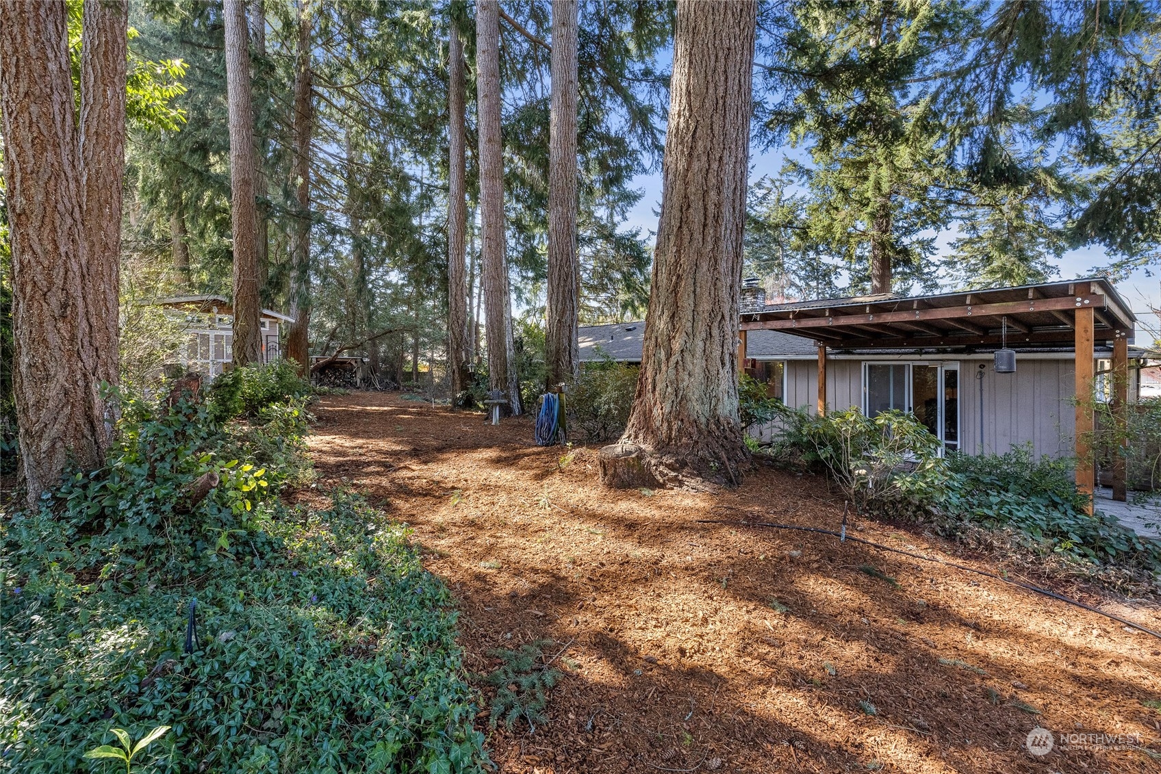 10123 Superior Street SW